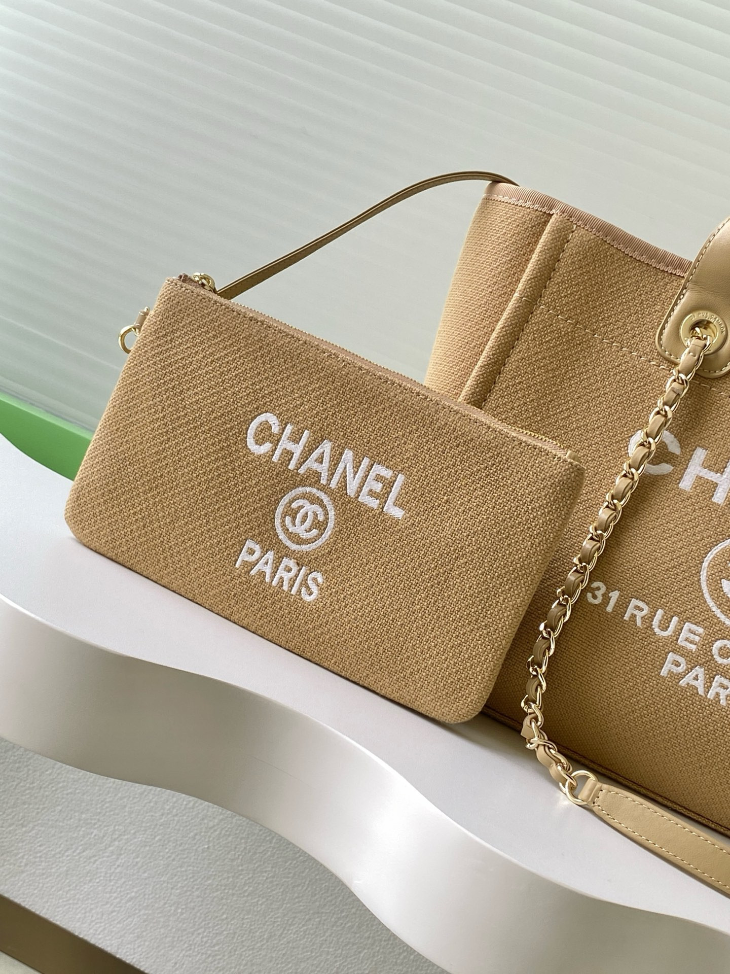 Ch**el deauville tote shopping bag 33x22x13cm