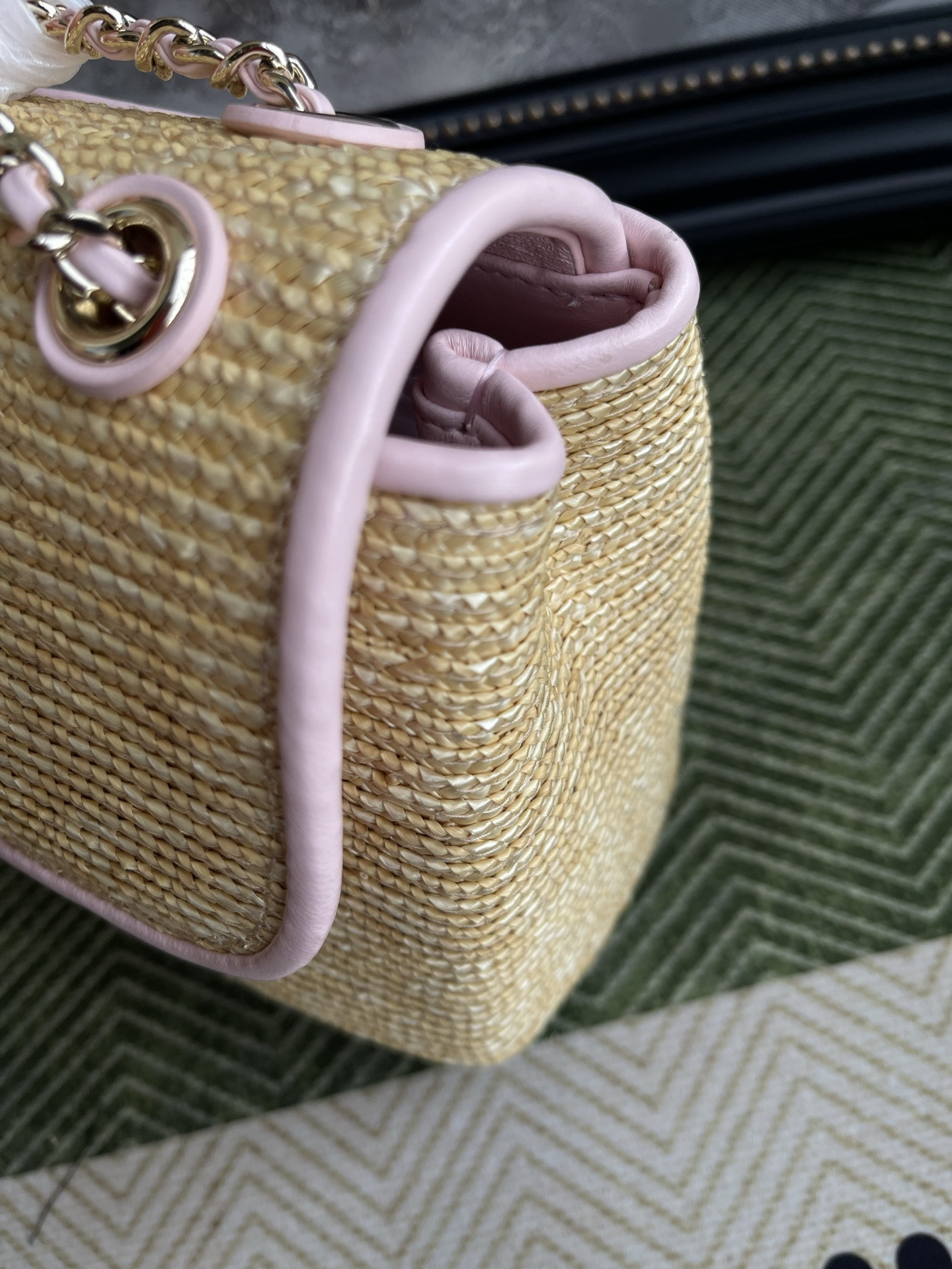 Ch**el flap bag as6017 23x14.5x6cm