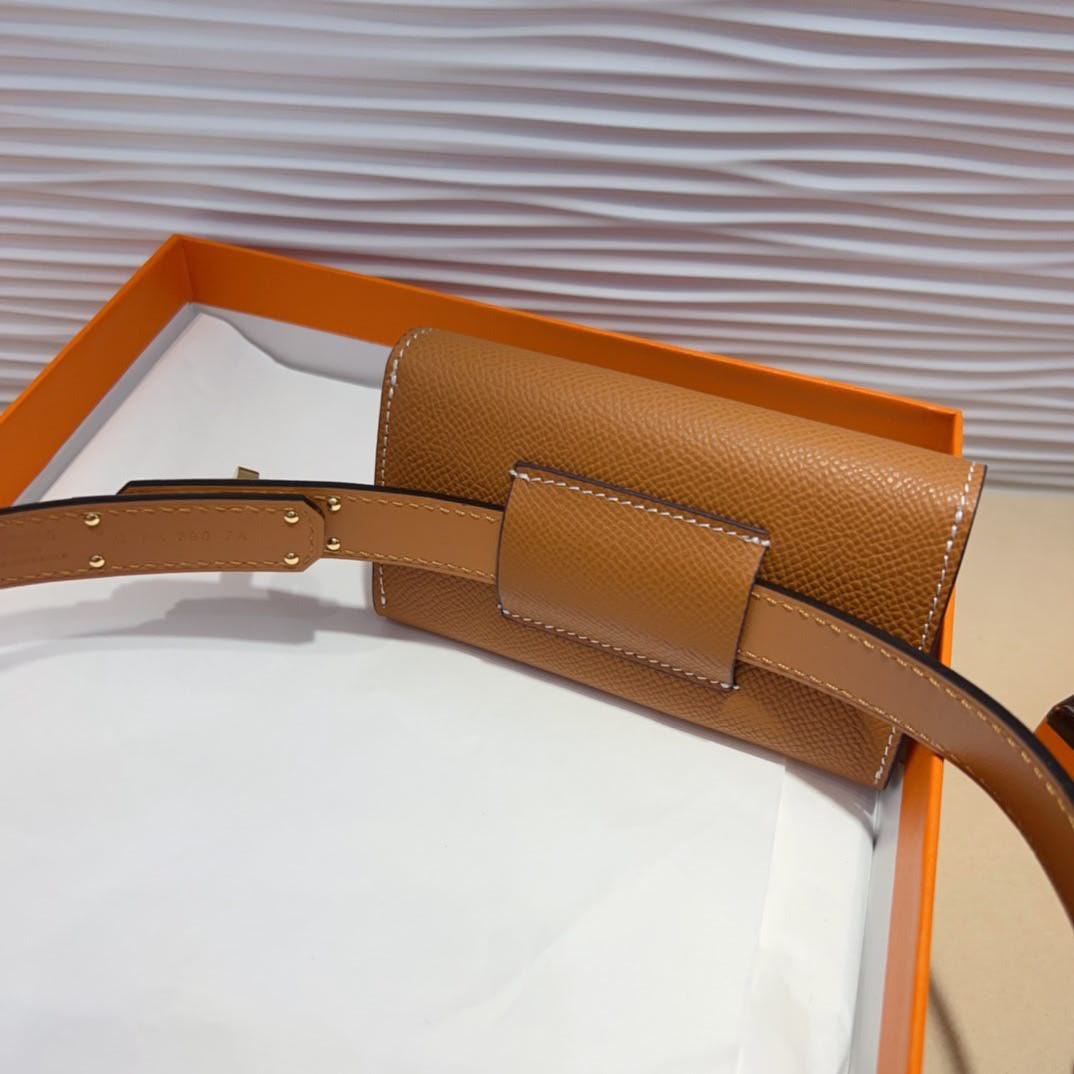 H**me5 kelly pocket 18 belt