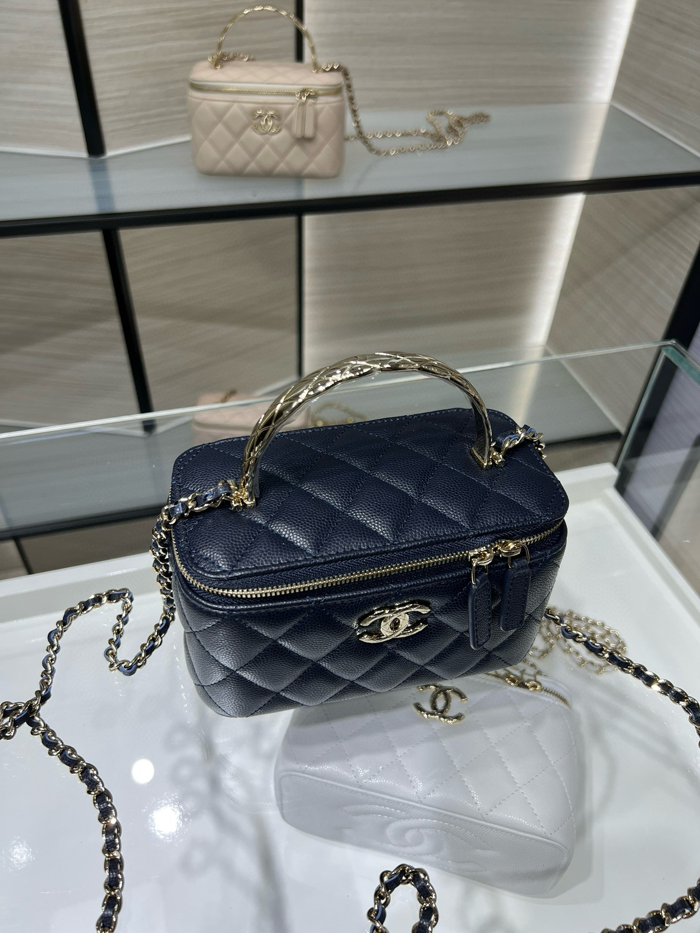 Ch**el clutch with chain deep blue ap4590 17x9.5x8cm