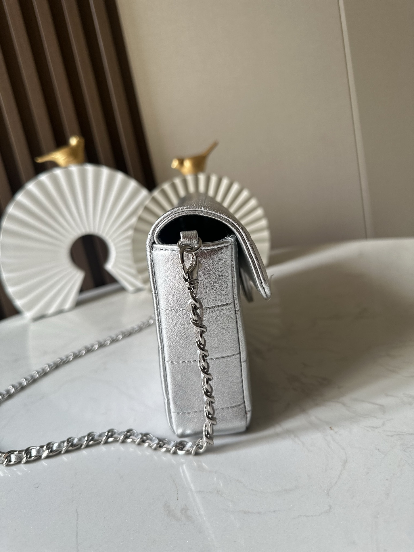 Ch**el classic chocolate bar flap chain bag 26x13x4cm