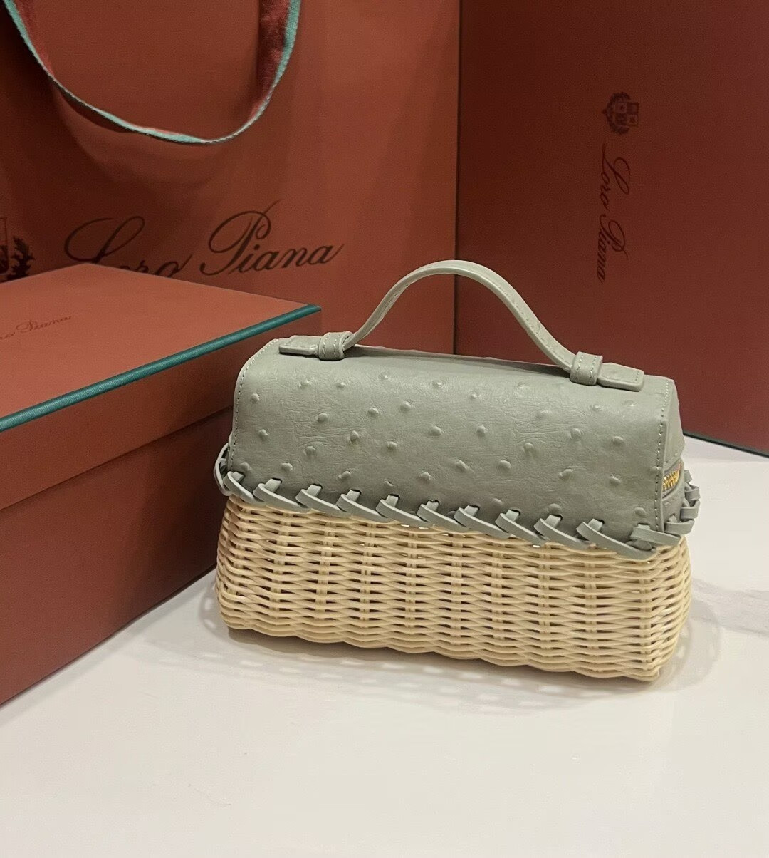 L0r0 P1ana extra pocket l19 wicker bag 19 x 11.5 x 7cm