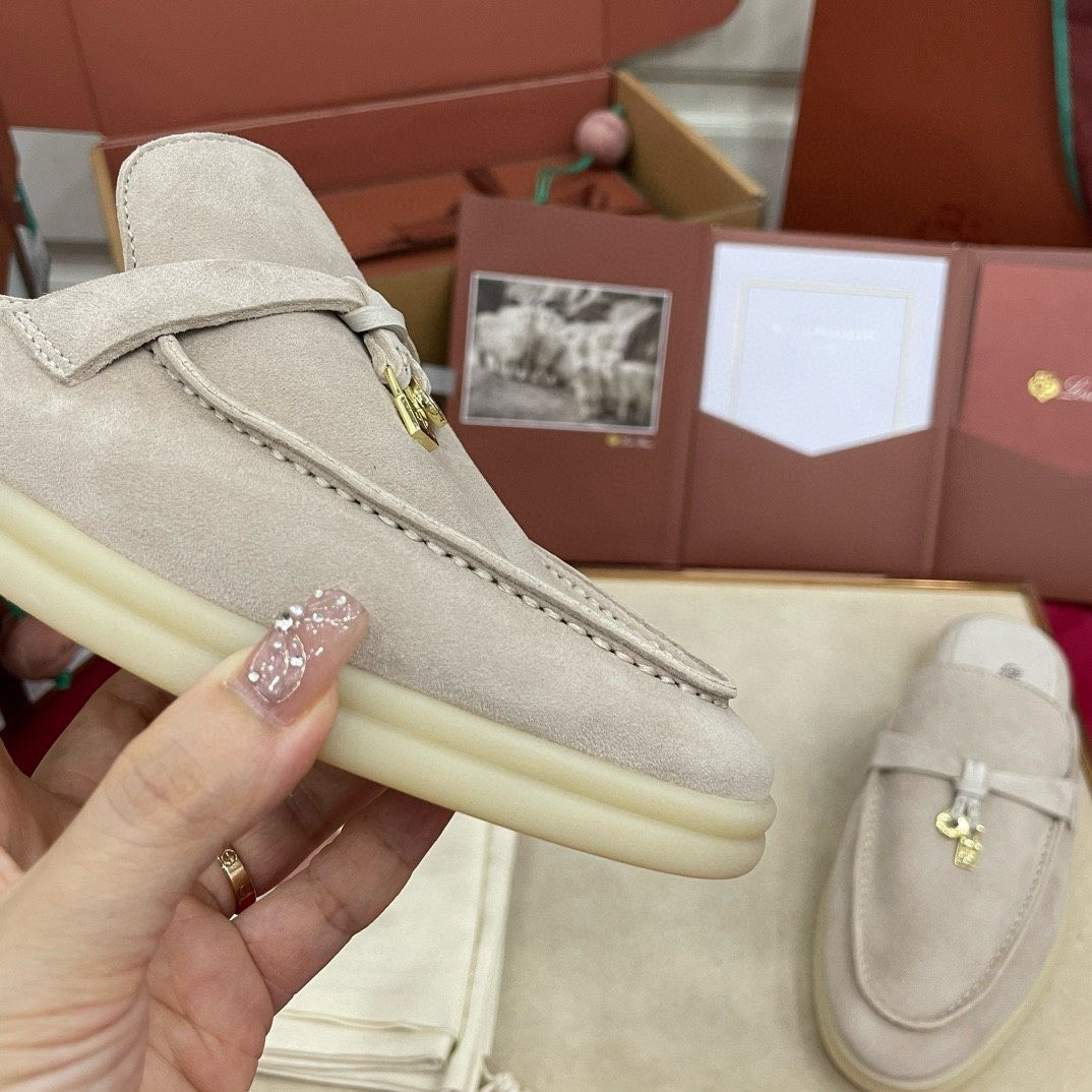UA L0r0 P1ana Babouche Charms Walk Loafers