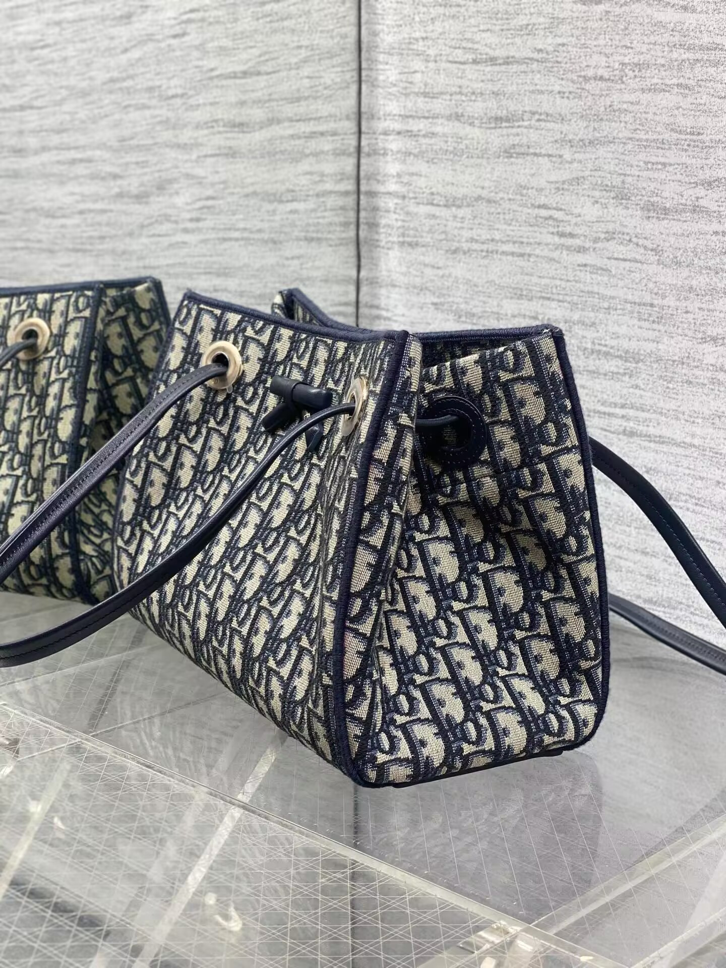 D10r small shopping bag 27x19x13.5cm