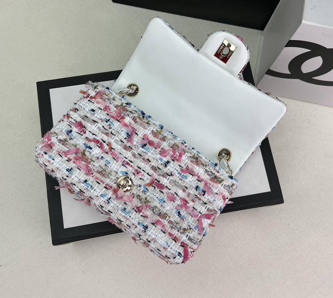 Ch**el mini classic 11.12 handbag 20 12 × 20 × 6 cm