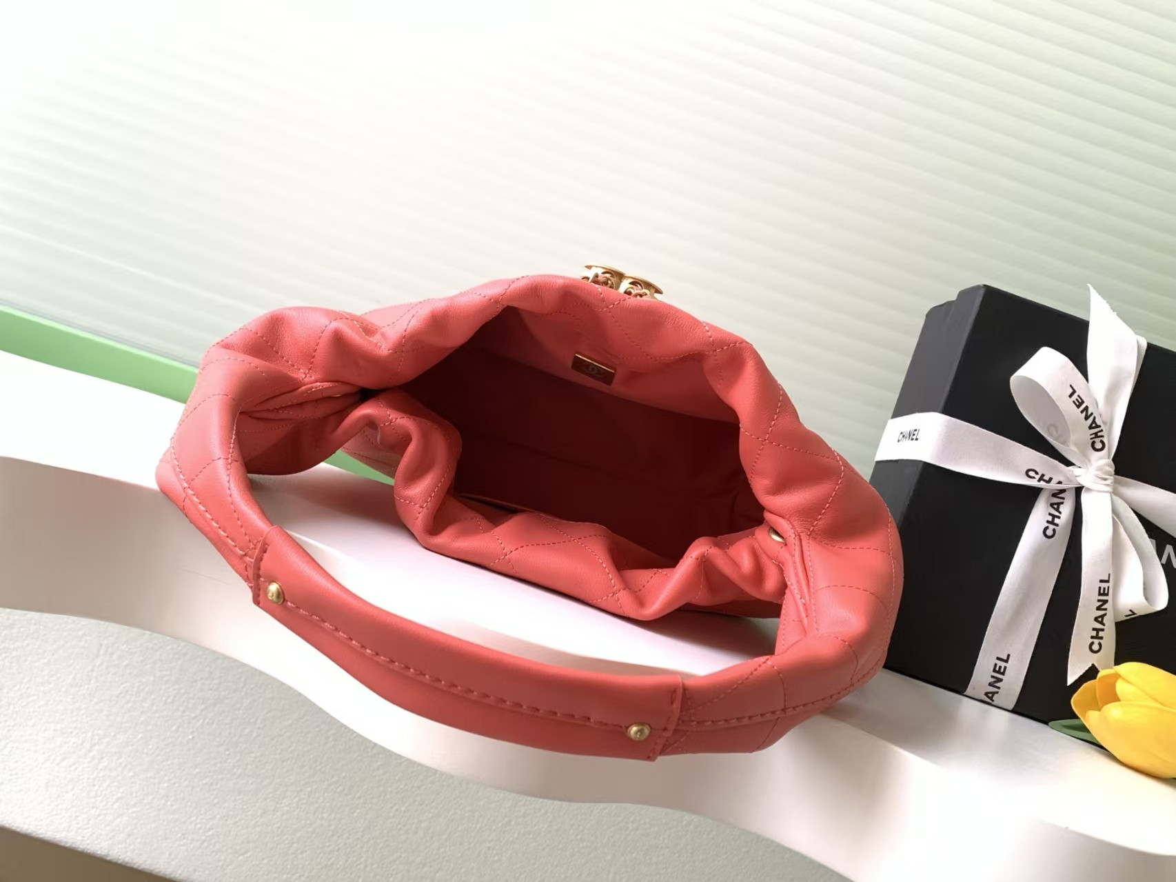 Ch**el hobo handbag as5976 32x24x12cm