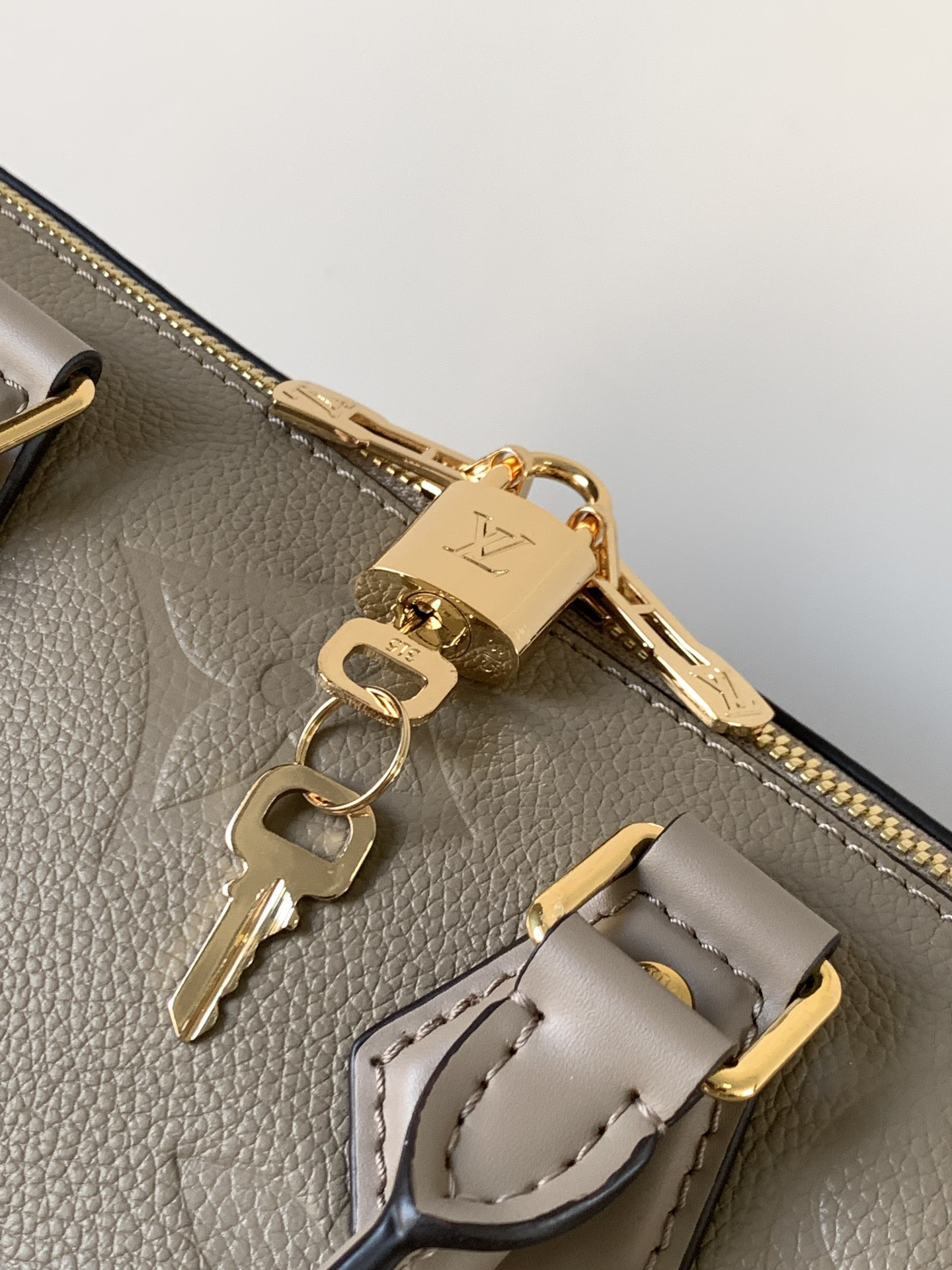 LV Speedy Bandoulière 25 M59273 25x19x15cm