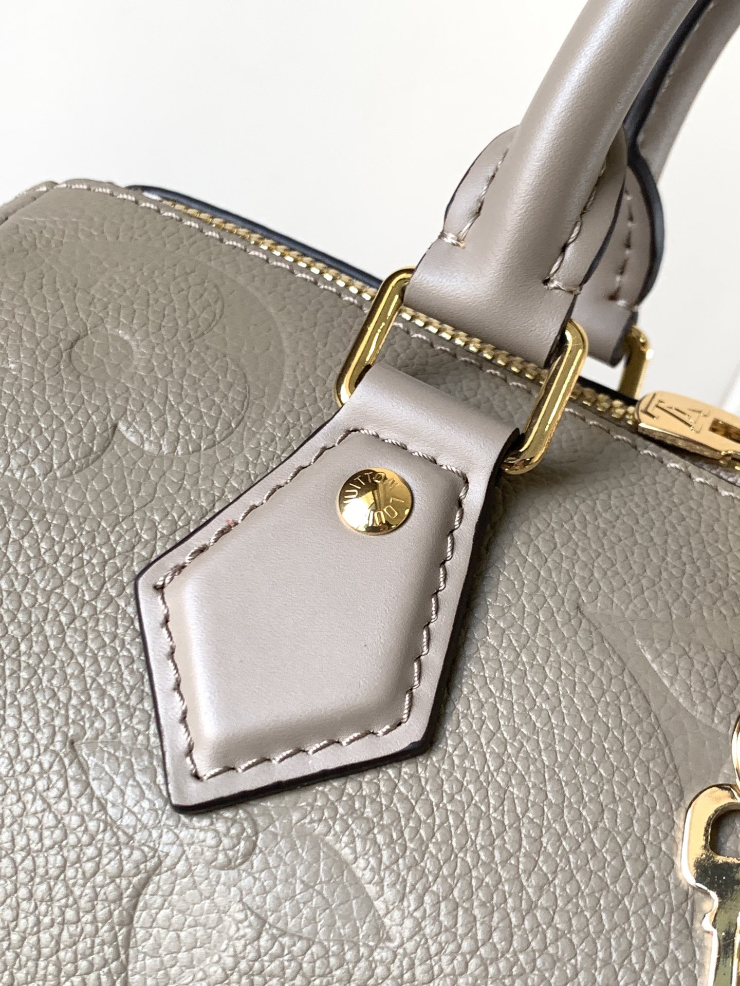 LV Speedy Bandoulière 25 M59273 25x19x15cm