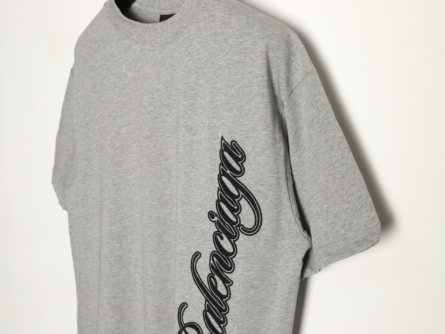 Ba1en*iaga short-sleeved t-shirt