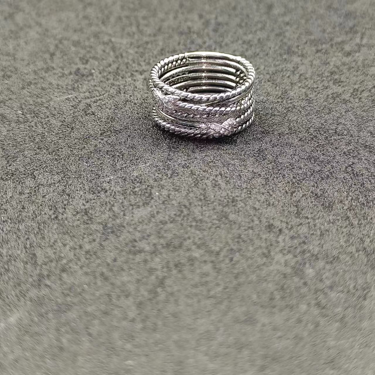 dau1d Yvrm*n ring
