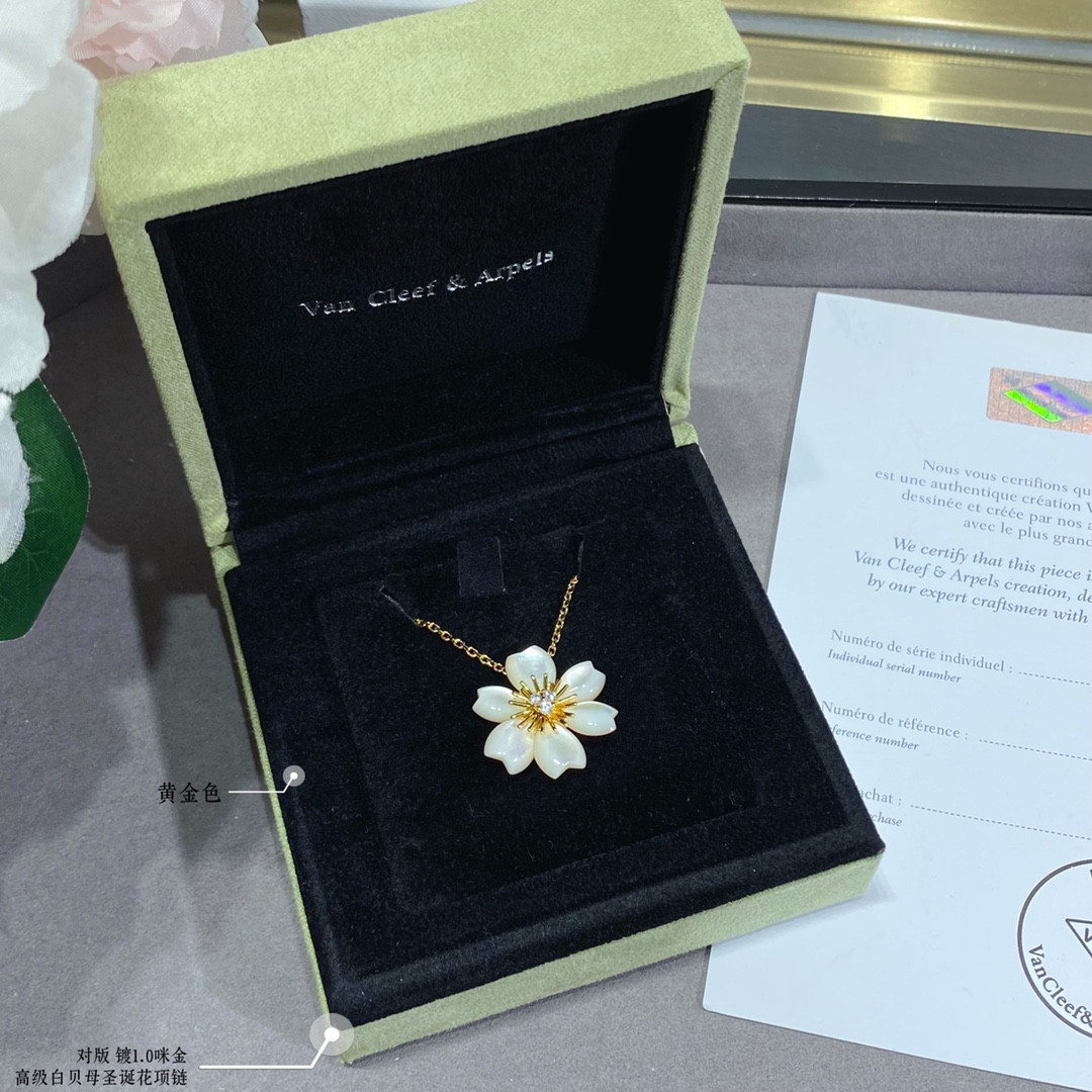 v*n cl**f & arpels preM1vm white fritillary christmas flower necklace