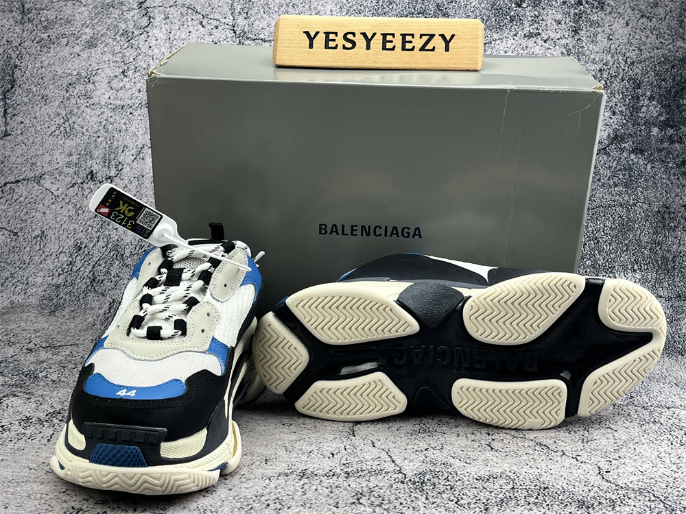 UA TRIPLE S CLEAR SOLE WHITE BRILLIANT BLUE