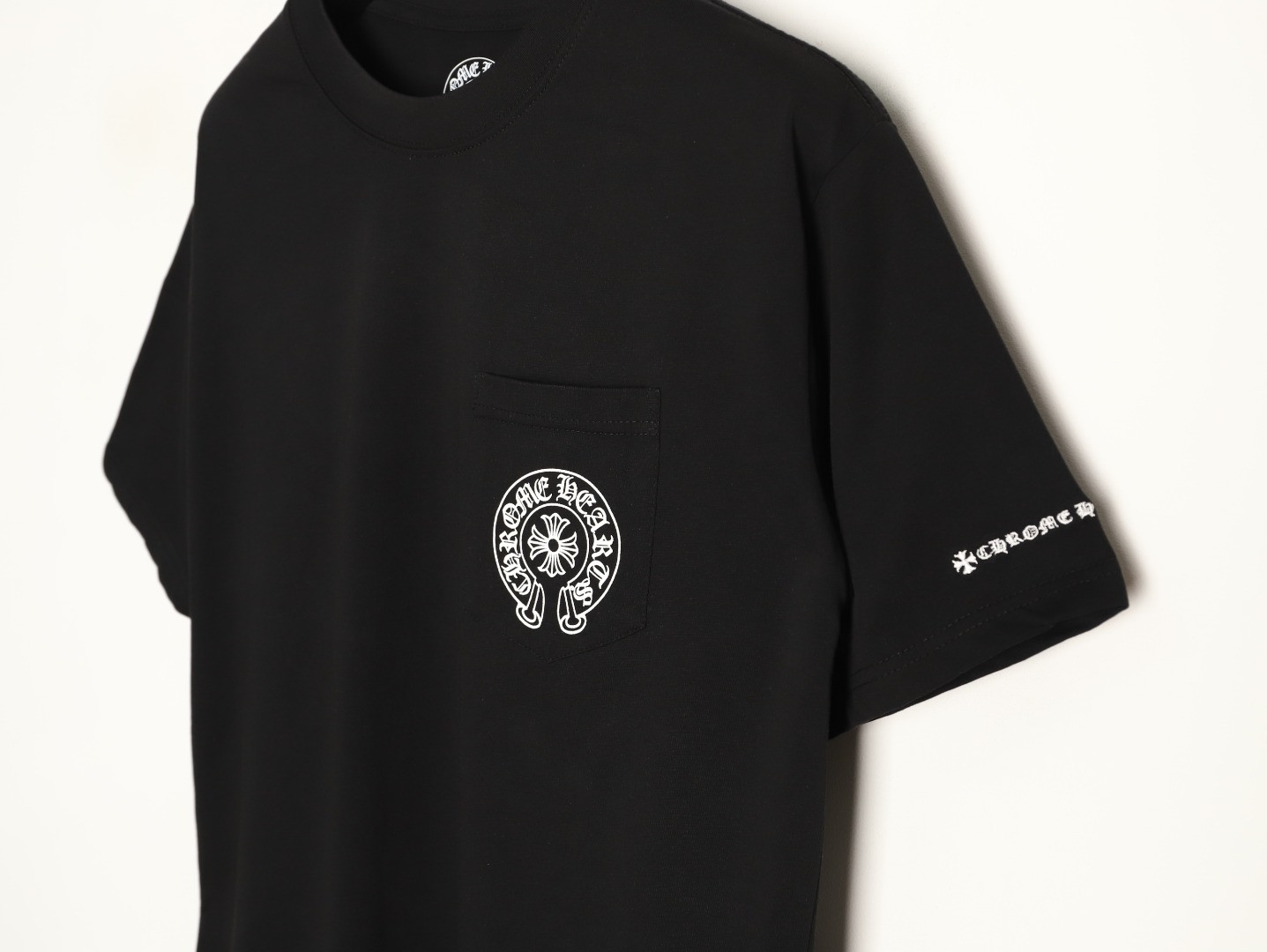 Ch*0me He**ts short-sleeved t-shirt
