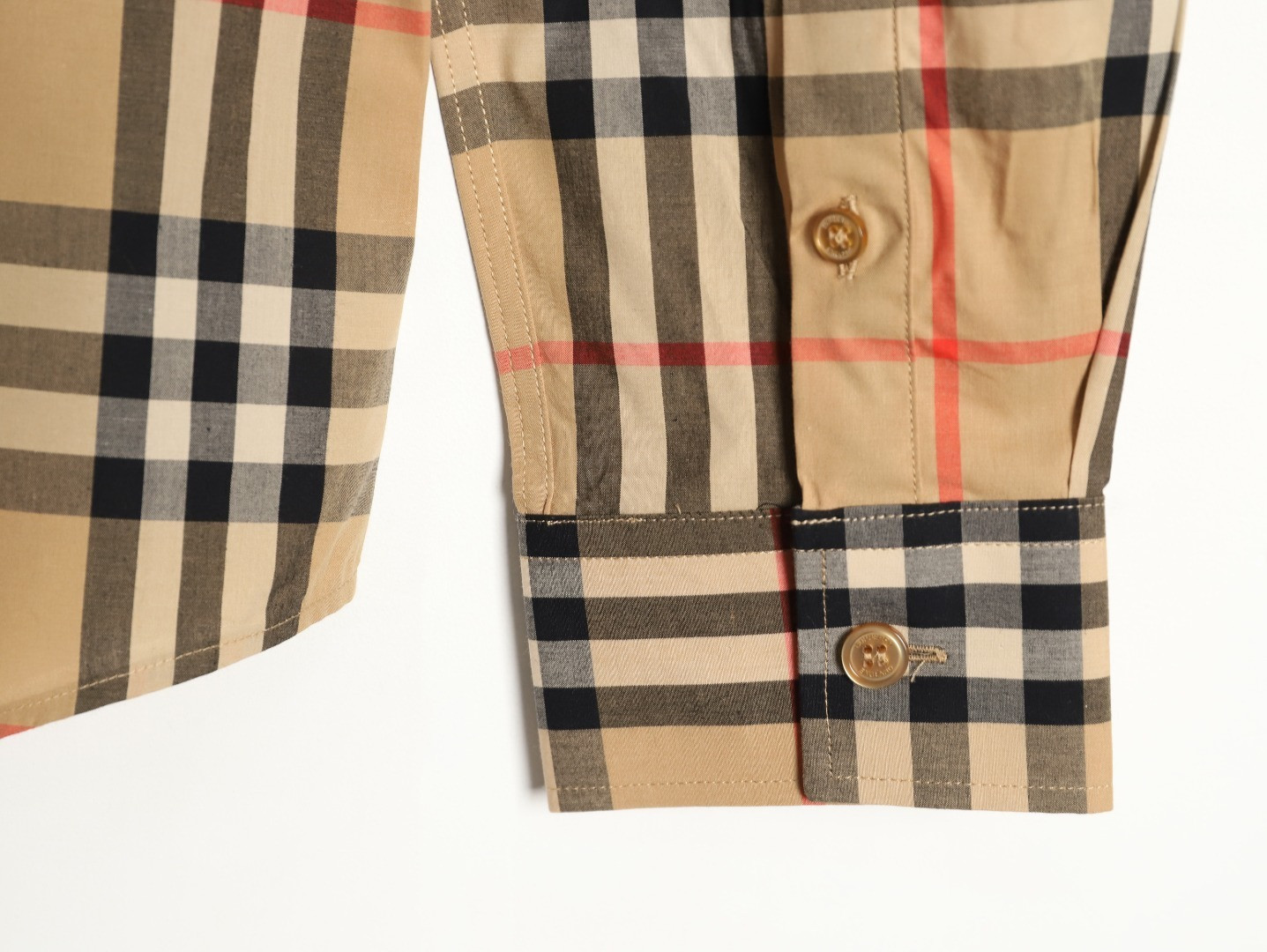 Bv*b*rry long-sleeved shirts