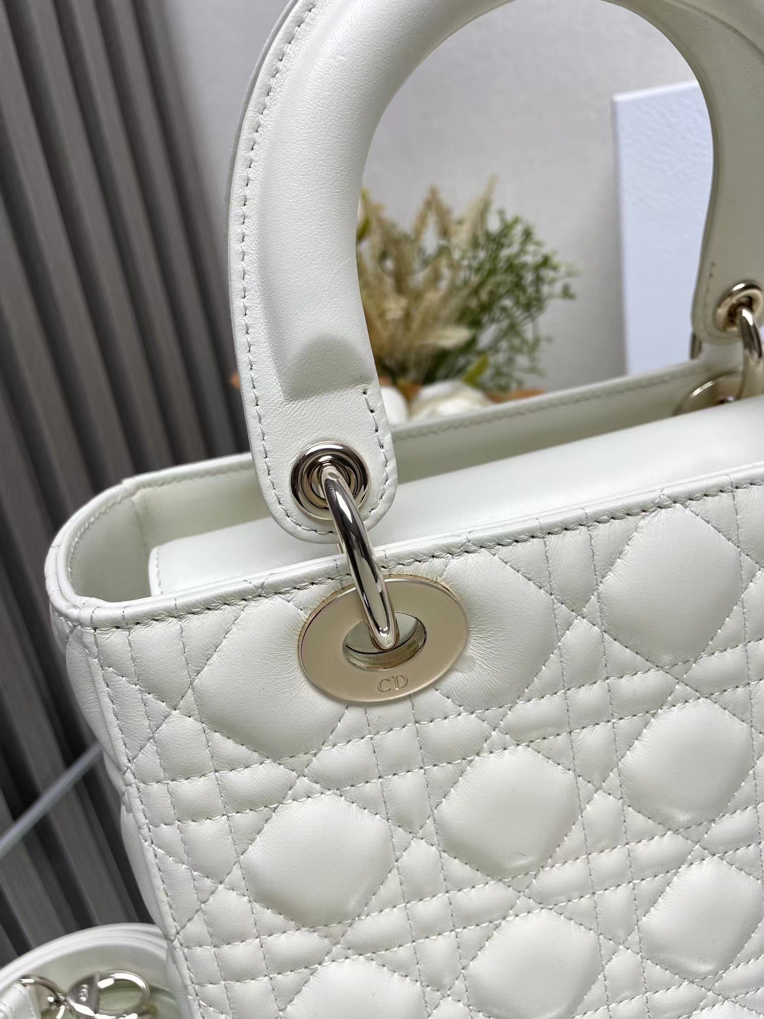 Medium Lady D10r Bag  24 x 20 x 12 cm