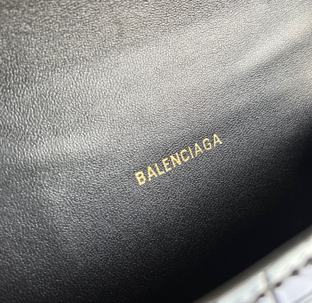 Ba1en*iaga WOMEN