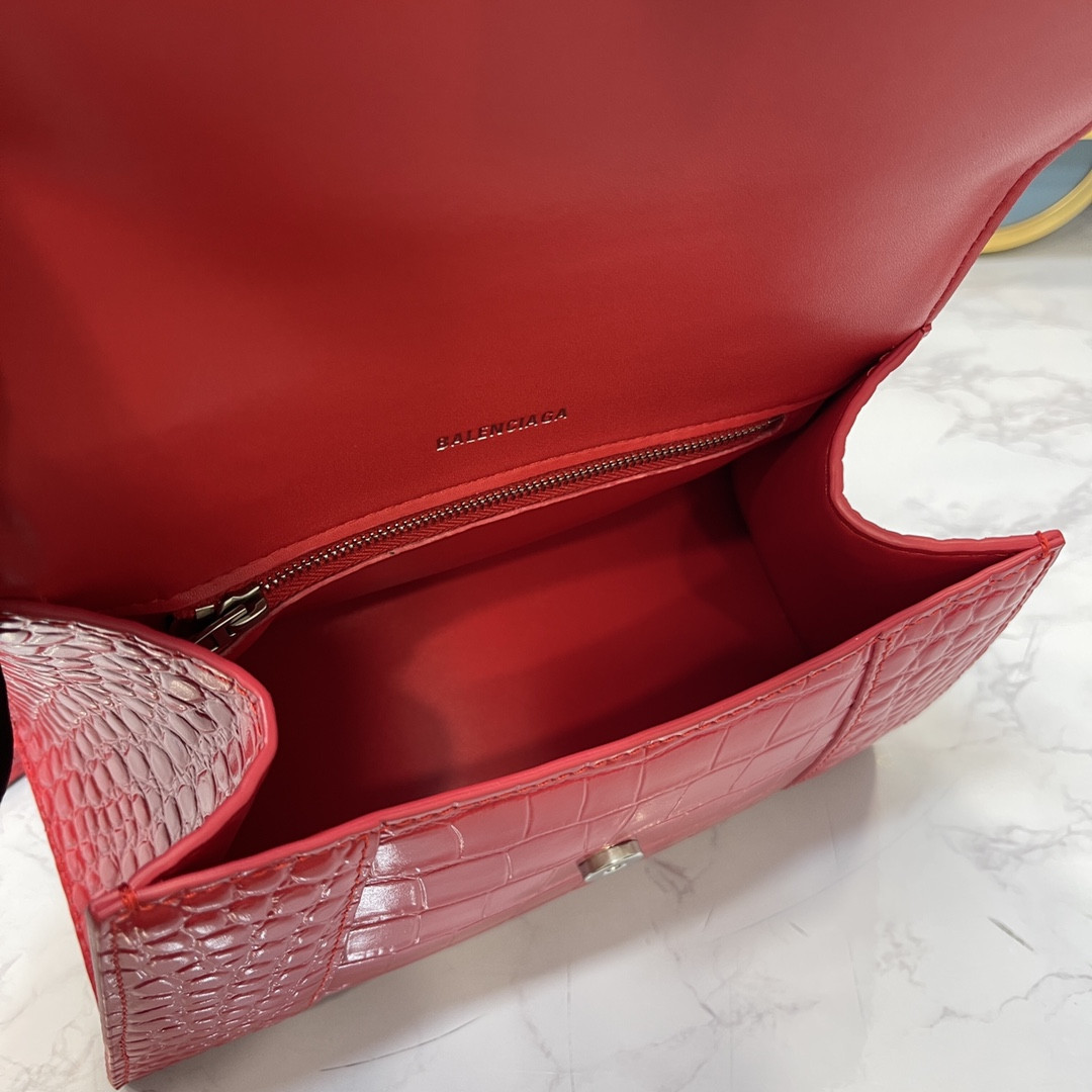 Ba1en*iaga WOMEN