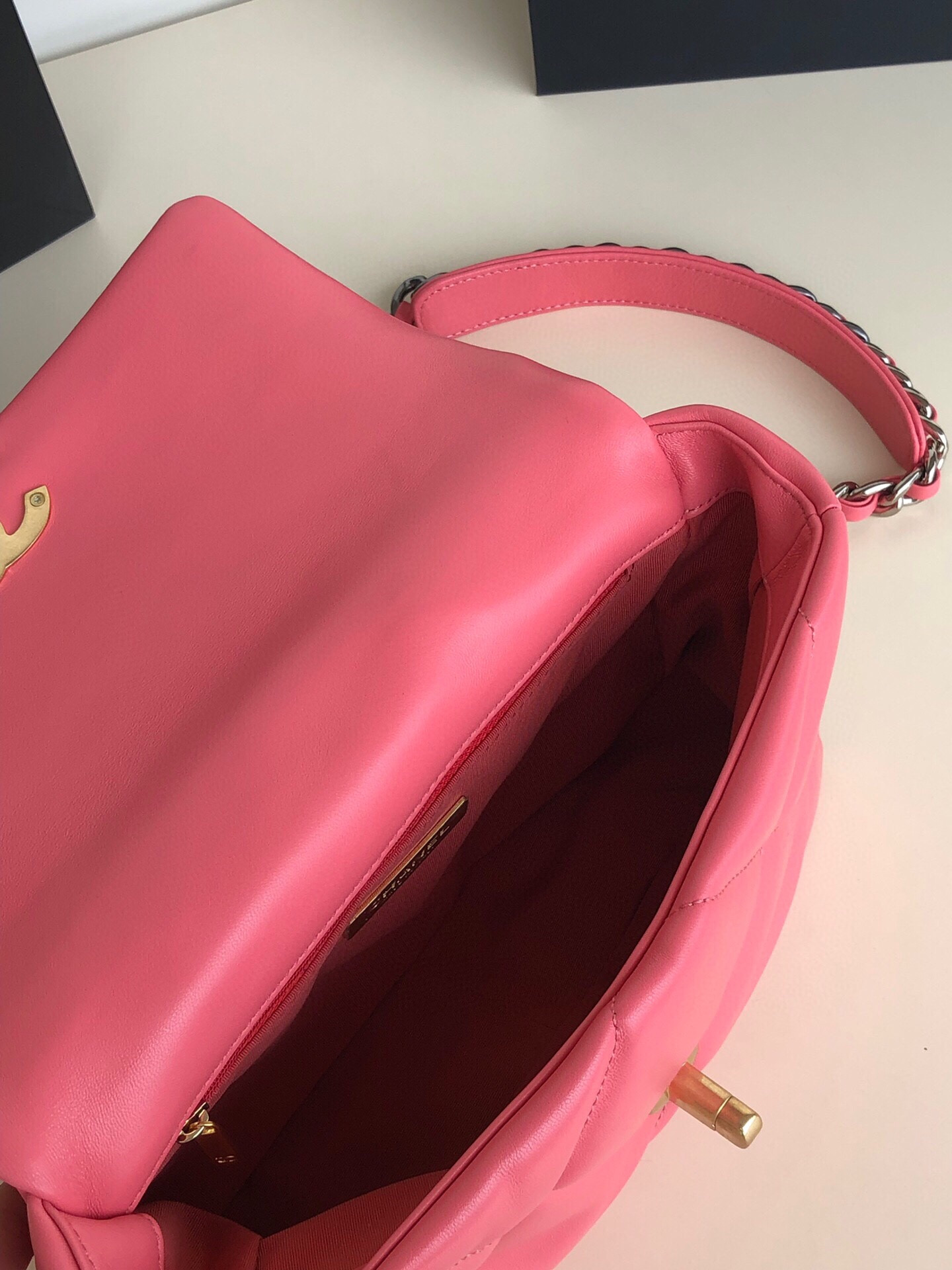 Ch**el 19 HANDBAG Shiny Leather, Gold-Tone, Silver-Tone & Ruthenium-Finish Metal Pink 6.2 × 10.1 × 3.5 in