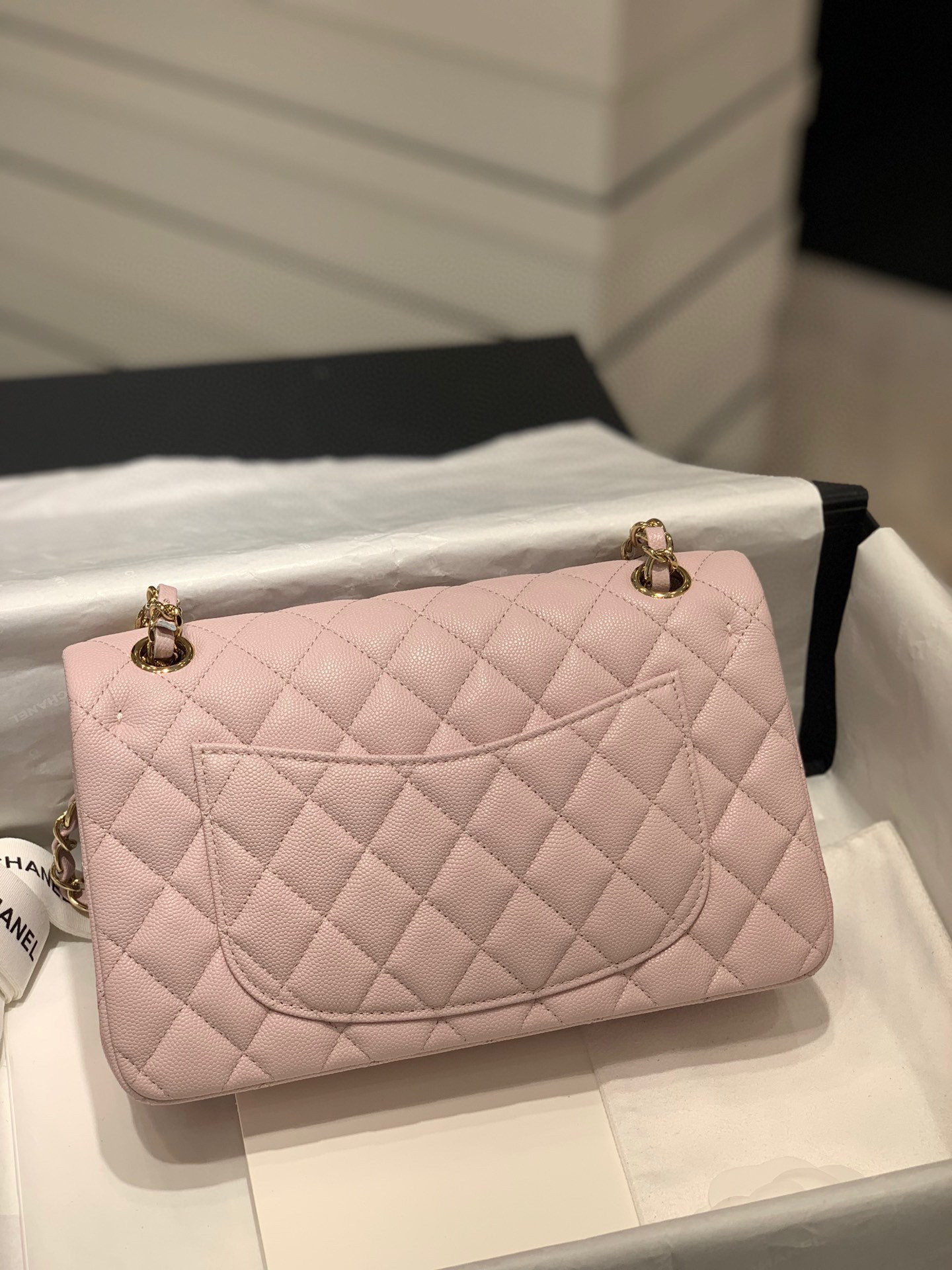 Ch**el CLASSIC HANDBAG GRAINED CALFSKIN & GOLD-TONE METAL LIGHT PINK 6 × 9.9 × 2.5 in