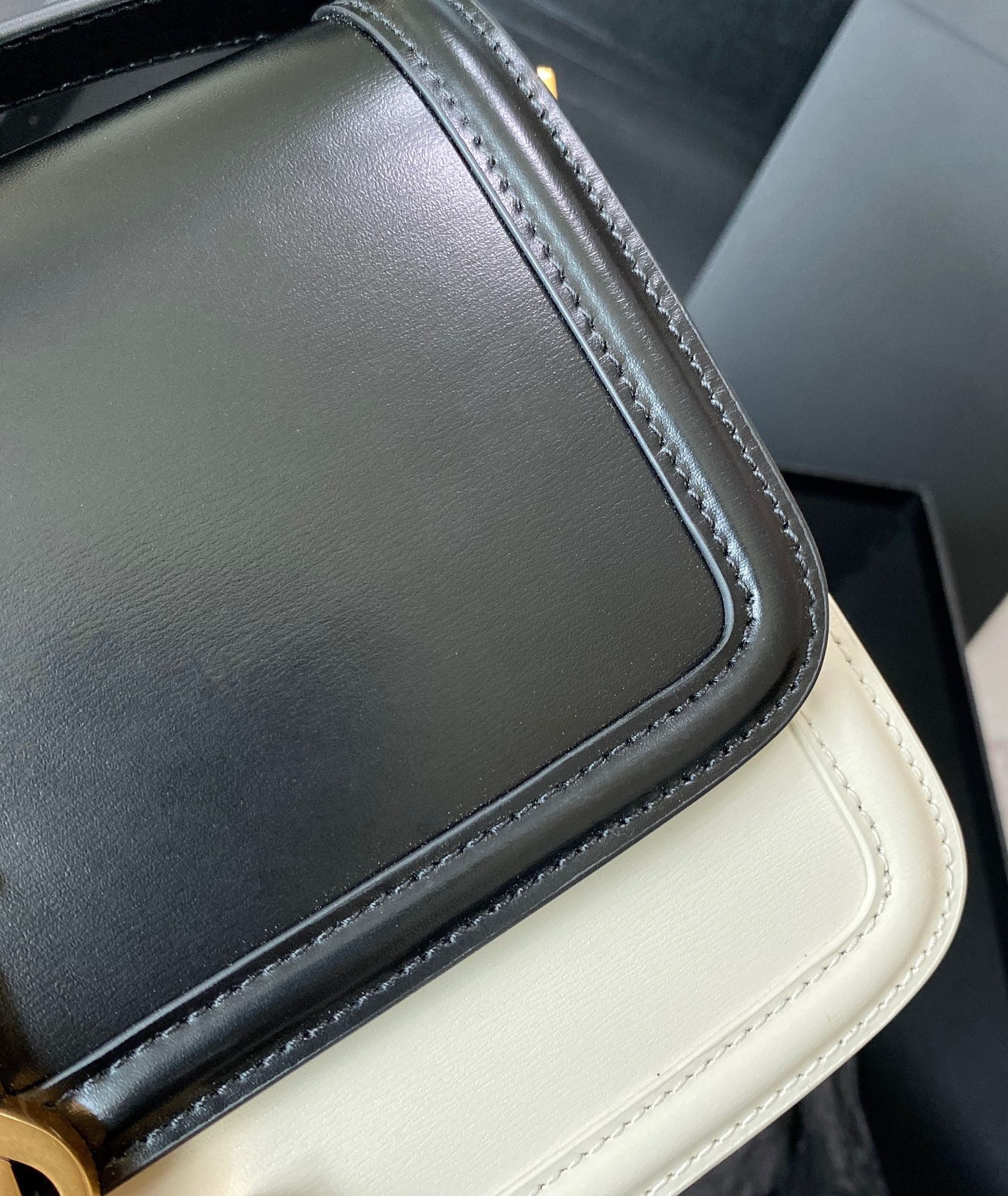 Y51 SOLFERINO MEDIUM SATCHEL IN BOX Sa1nt Lau*nt black white 9.1 X 6.3 X 2.4 INCHES