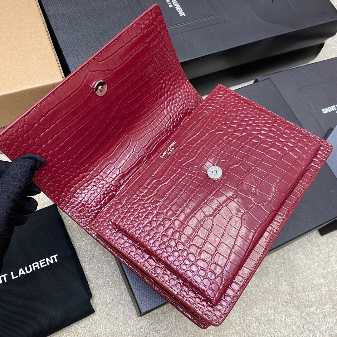 Y51 SUNSET MEDIUM IN CROCODILE-EMBOSSED LEATHER RED VELVET 8 X 6.2 X 2.5 INCHES