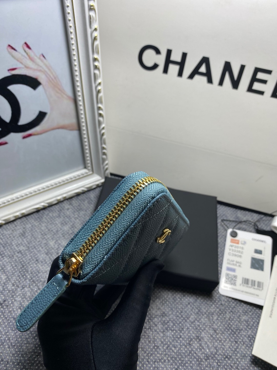 Ch**el zipped coin purse 7.5x 11x 2.5cm