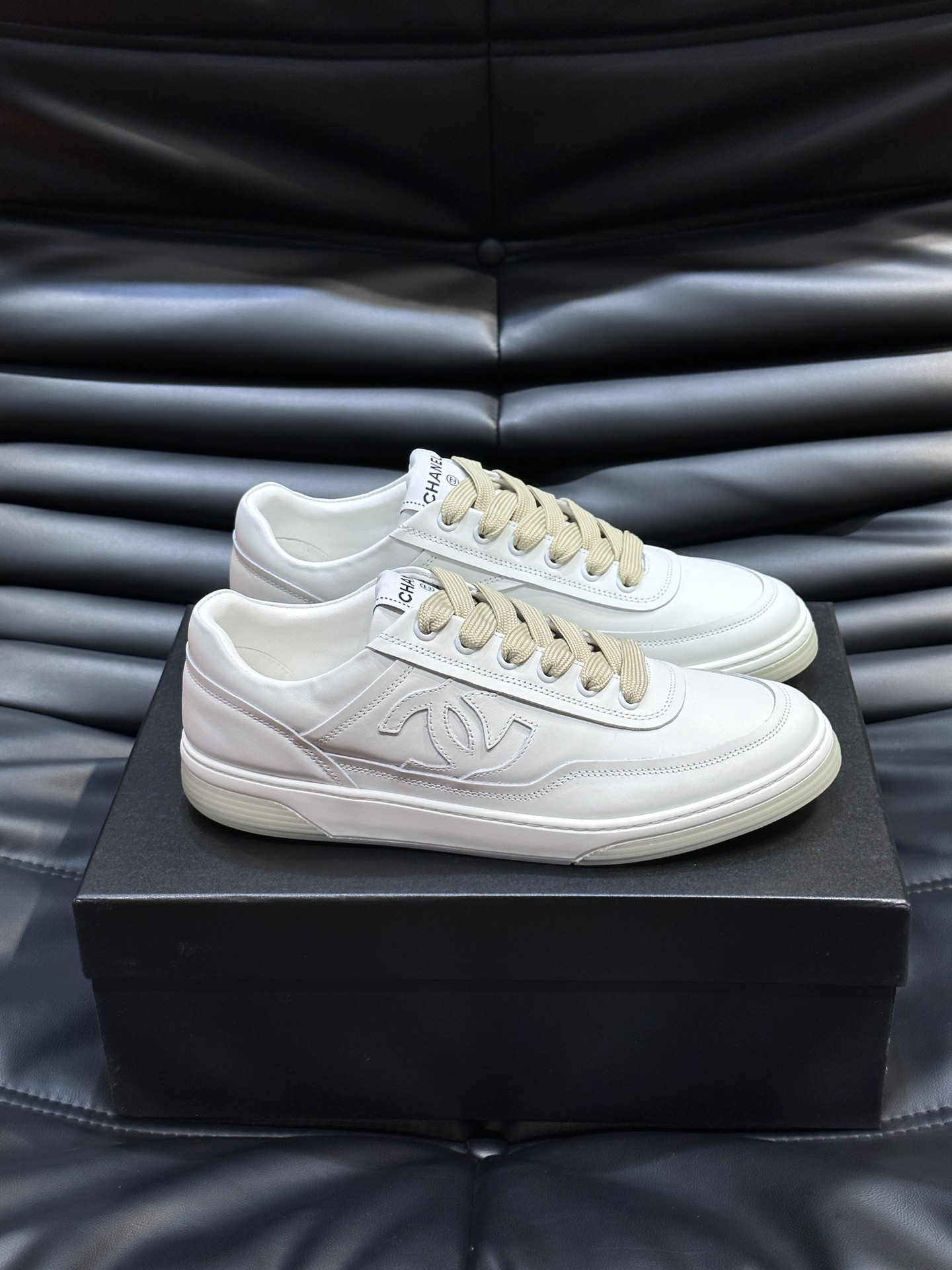 UA Ch**el SNEAKER Calfskin