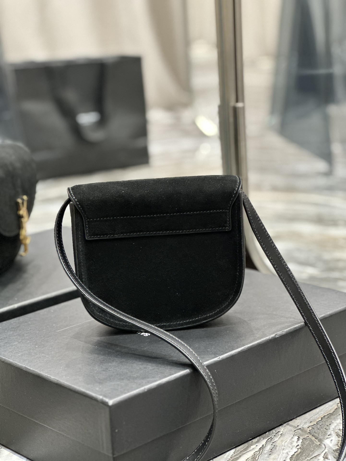 Y51 KAIA SMALL SATCHEL IN SMOOTH LEATHER  7.2 X 6.1 X 2.1 INCHES