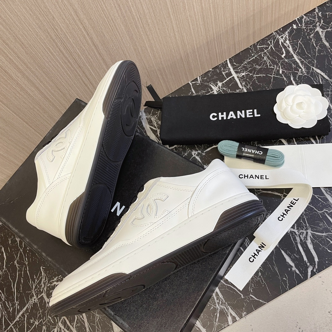 UA Ch**el SNEAKERS calfskin