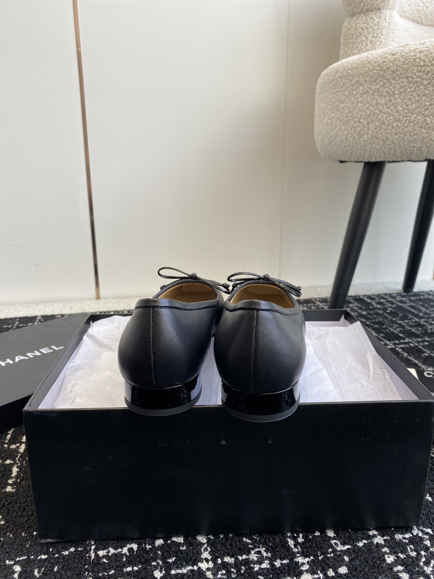 UA Ch**el VINTAGE BALLET FLATS