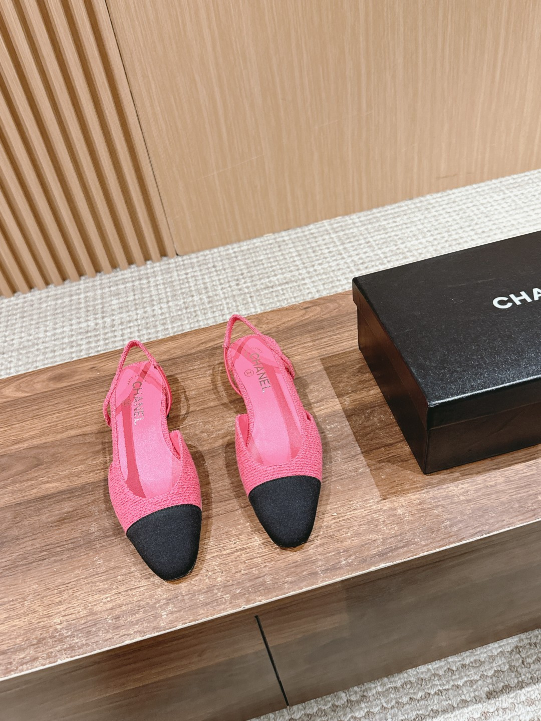UA Ch**el SLINGBACKS FLAT