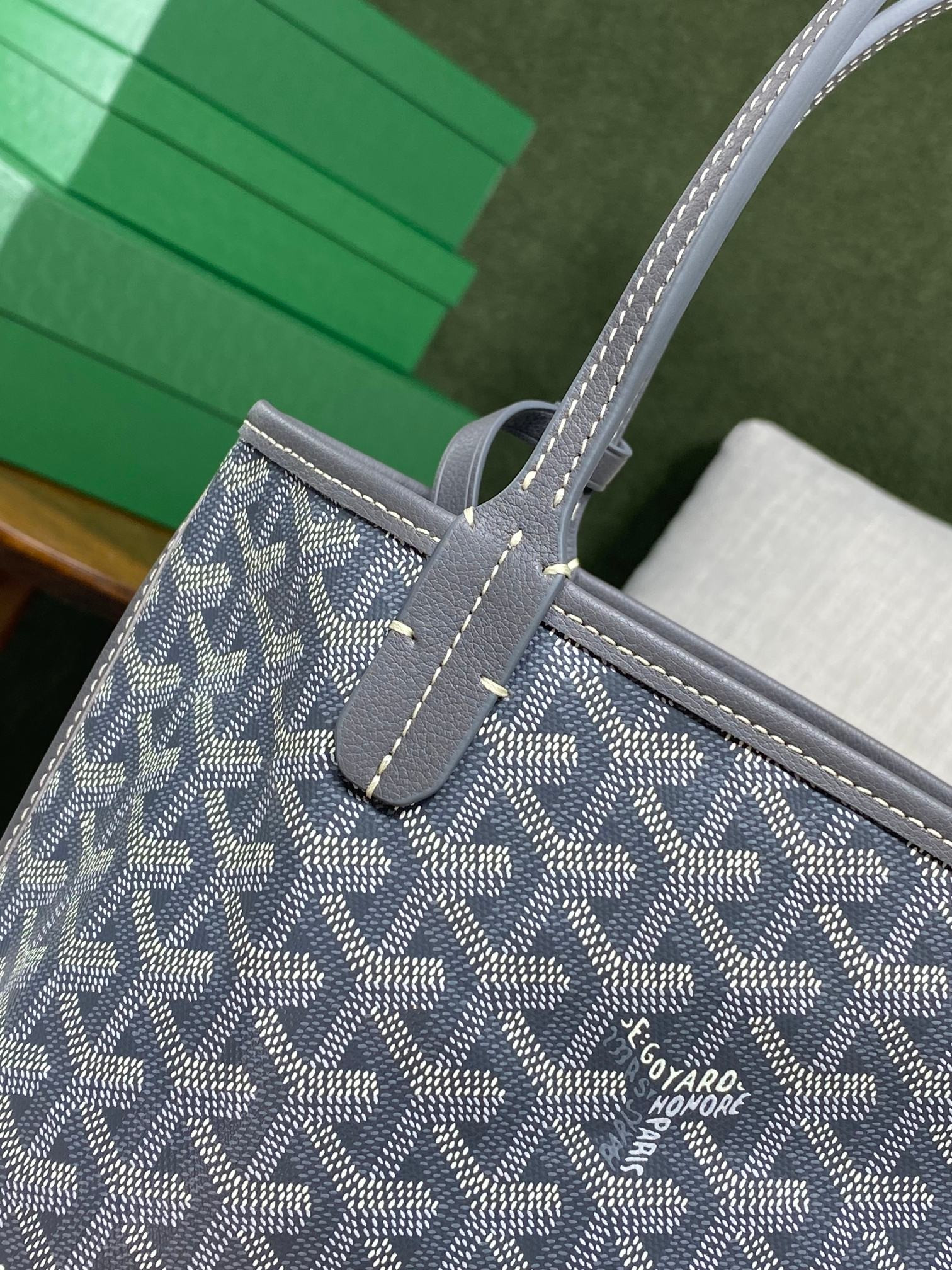 G09ard Anjou Mini Bag 20 cm x 10 cm x 20 cm