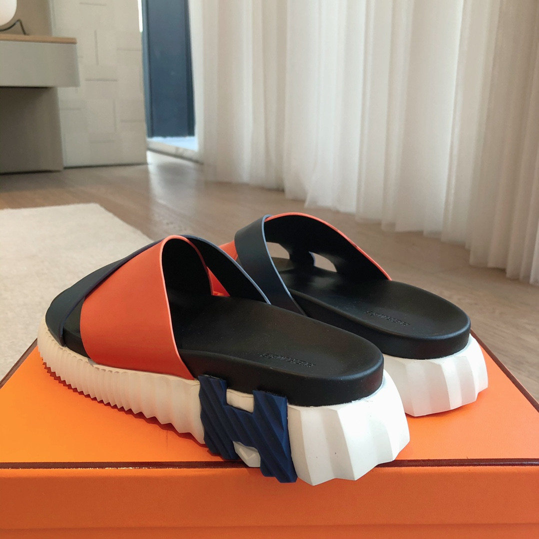 UA H**me5 Infra sandal