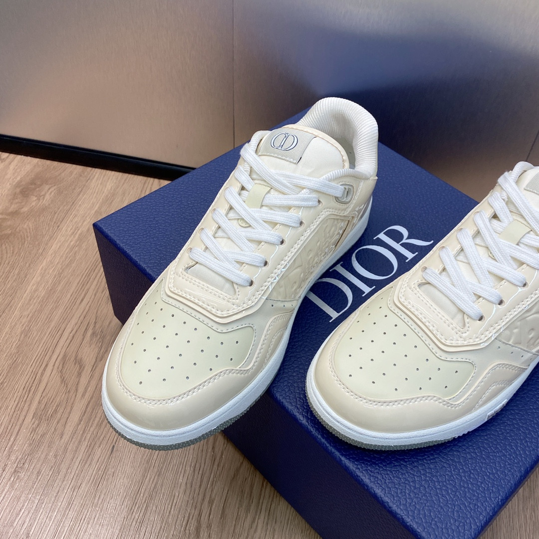 UA D10r B27 Sneaker