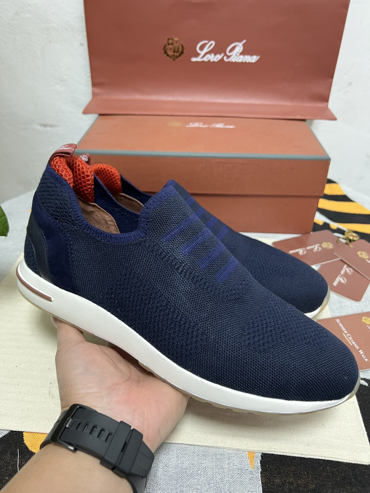 UA L0r0 P1ana 360 LP Flexy Walk Sneaker