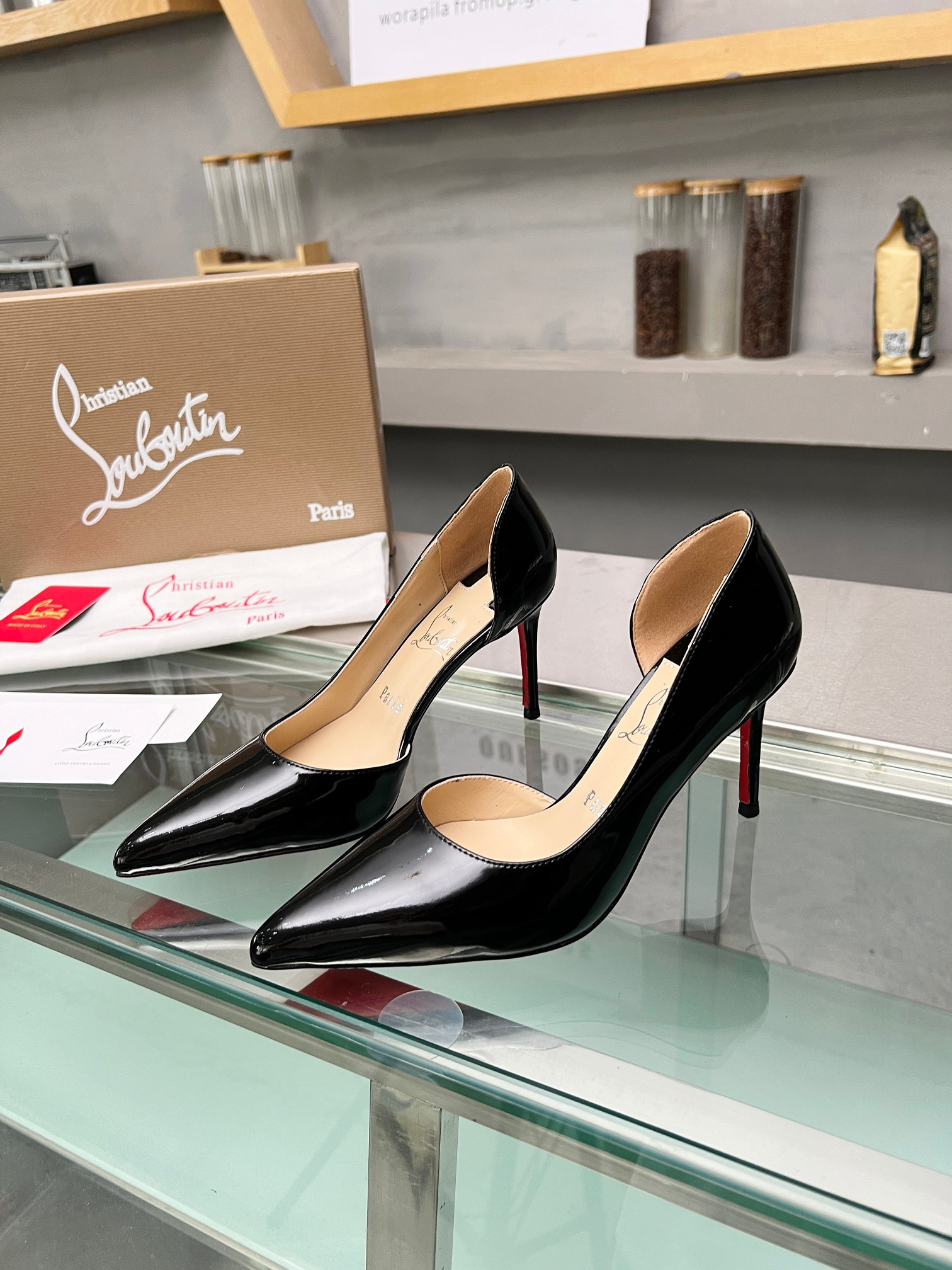 ua chr1st1an louboutin cl red-botT0m shoes