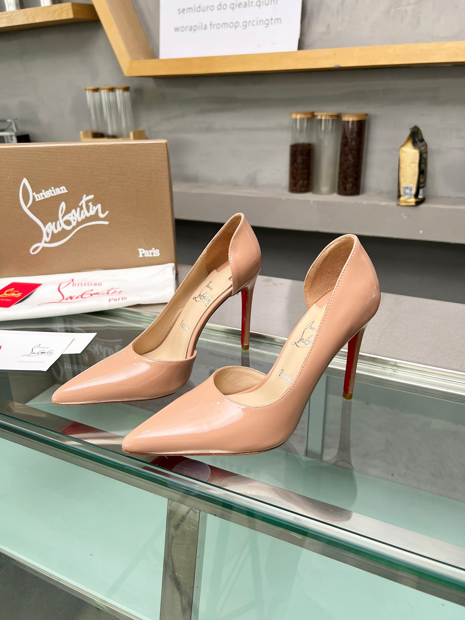 ua chr1st1an louboutin cl red-botT0m shoes