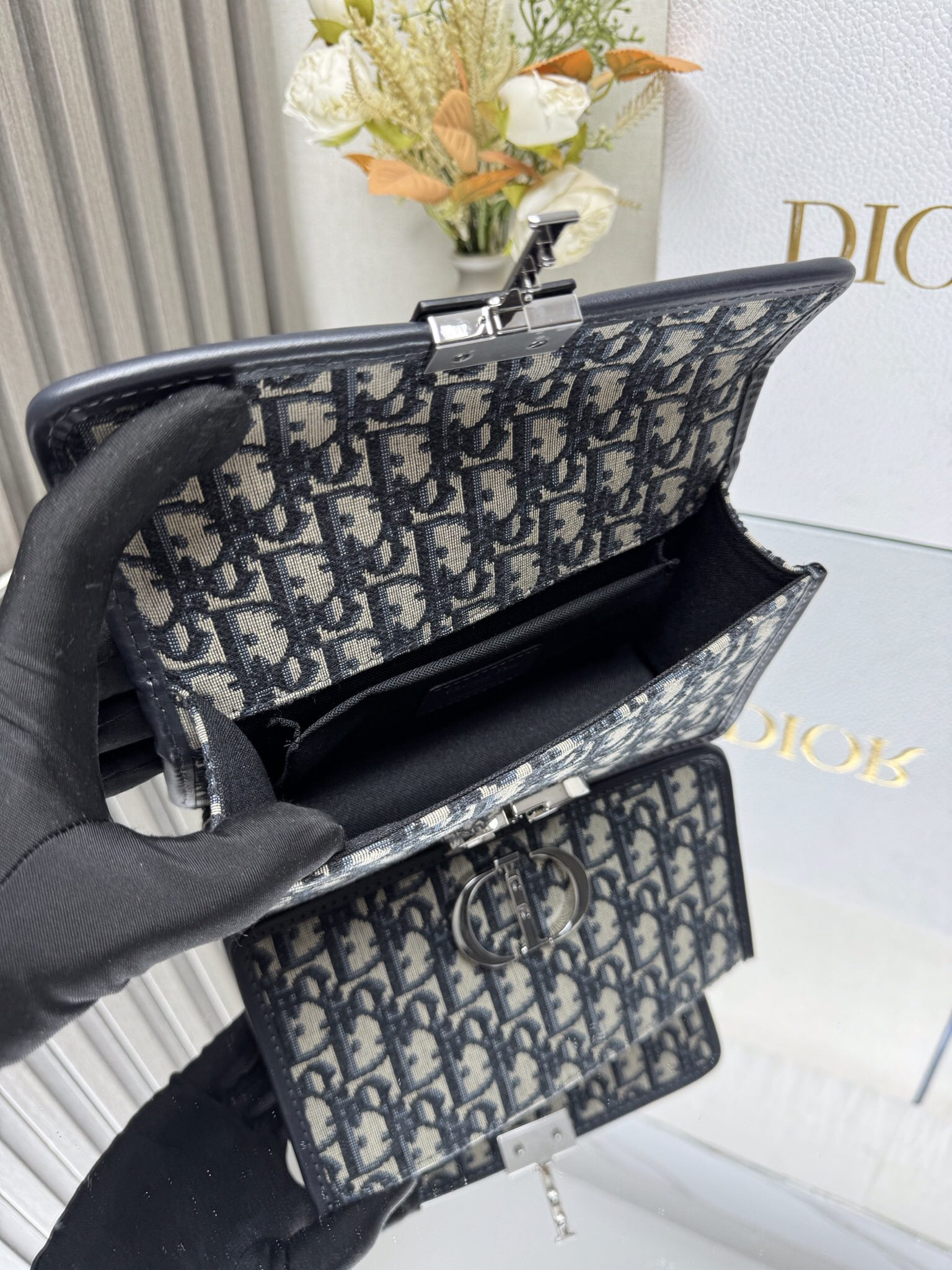 D10r 30 Montaigne East-West Bags 21x12x6cm