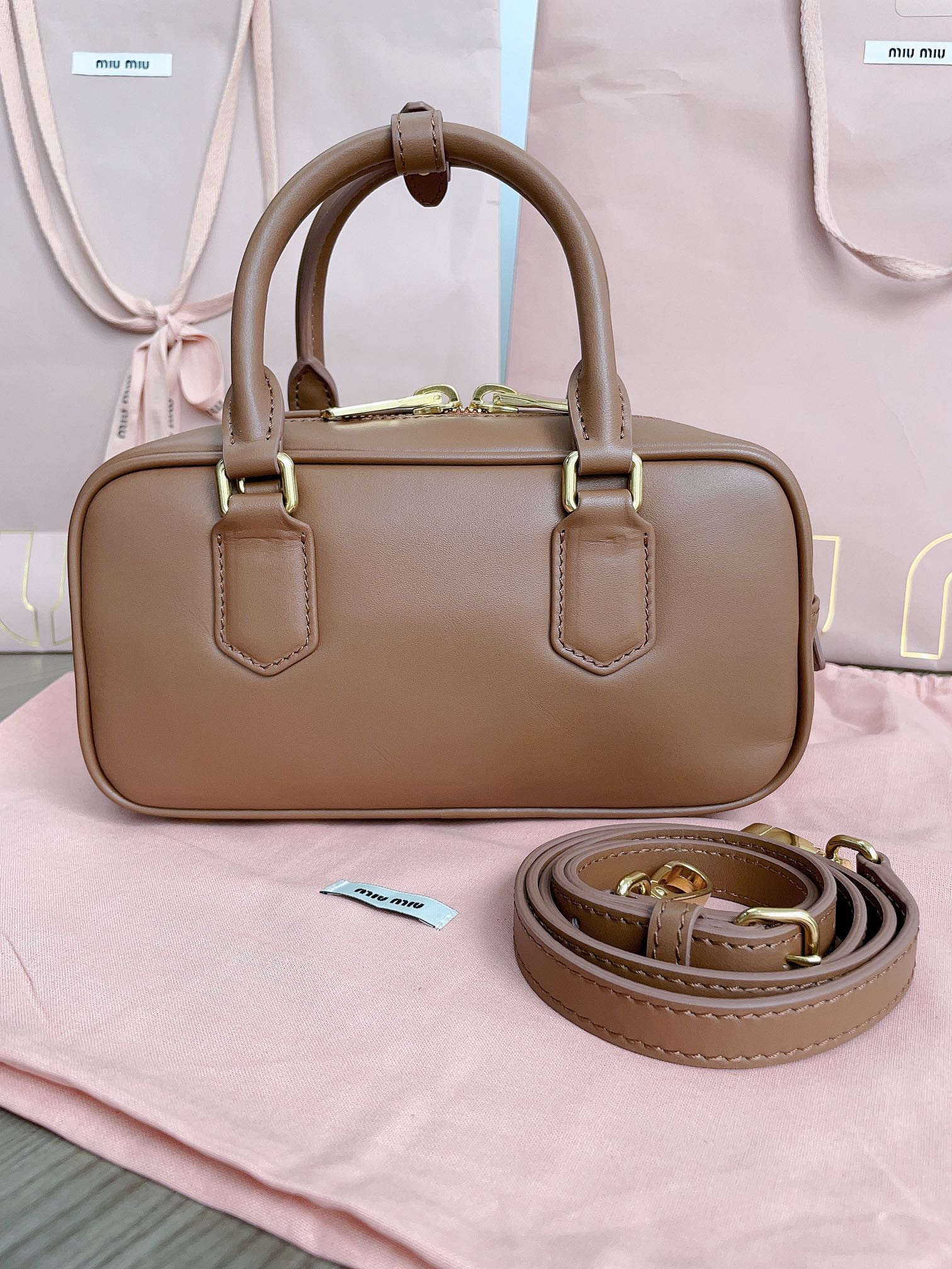 M1v M1v arcadie leather bag 10.5x22x7.5cm