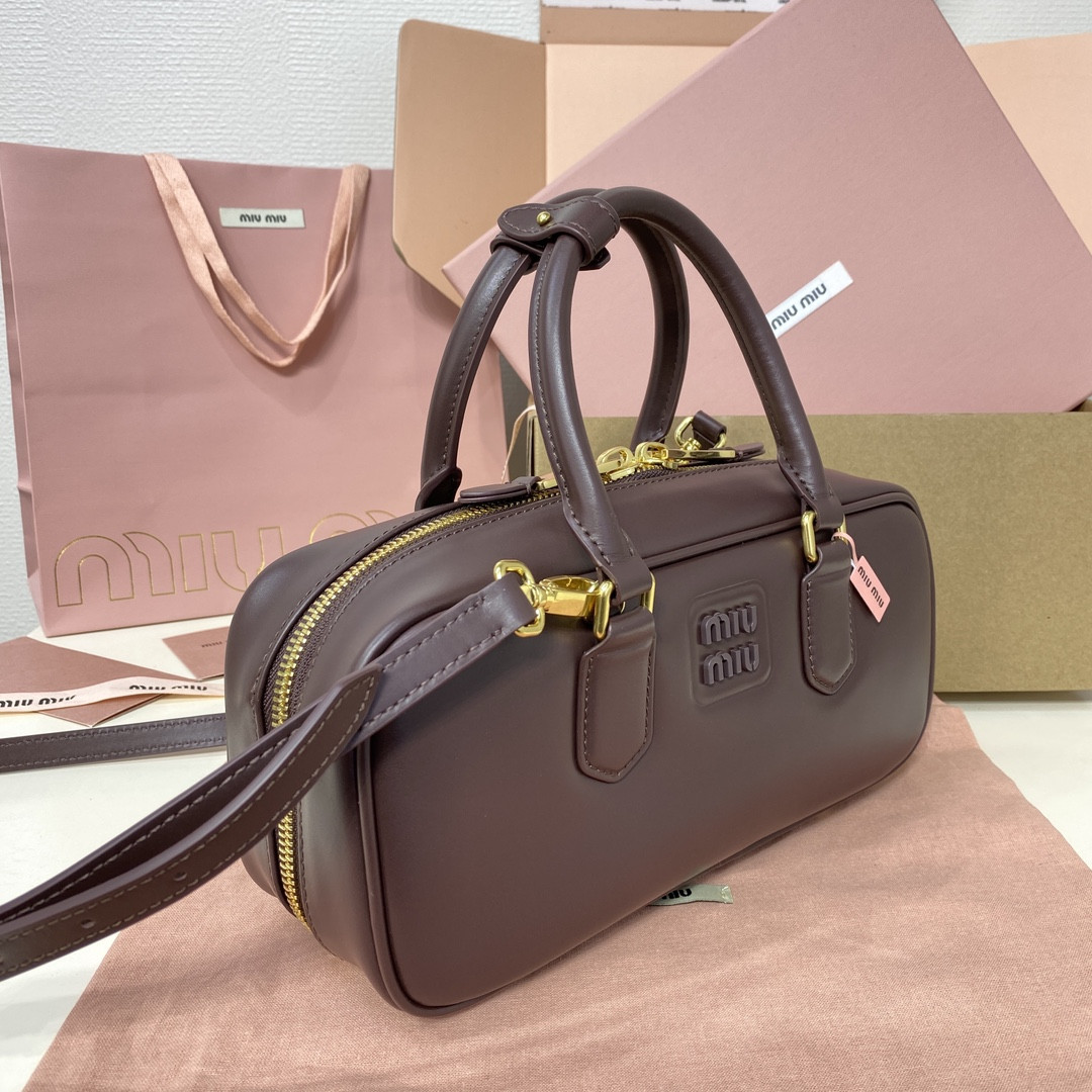 M1v M1v arcadie leather bag 12x27x9cm