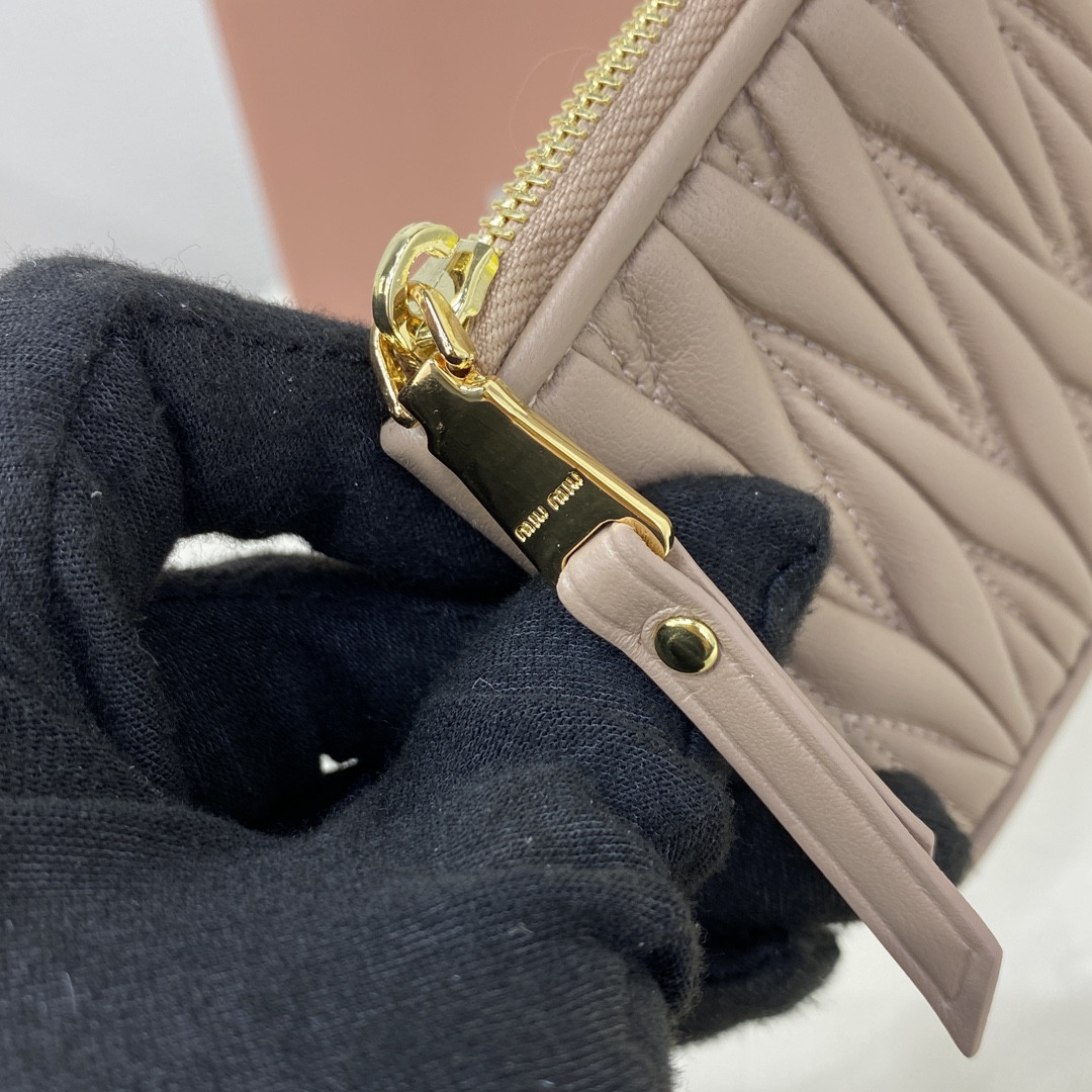 M1v M1v matelassé nappa leather card holder 8x15cm