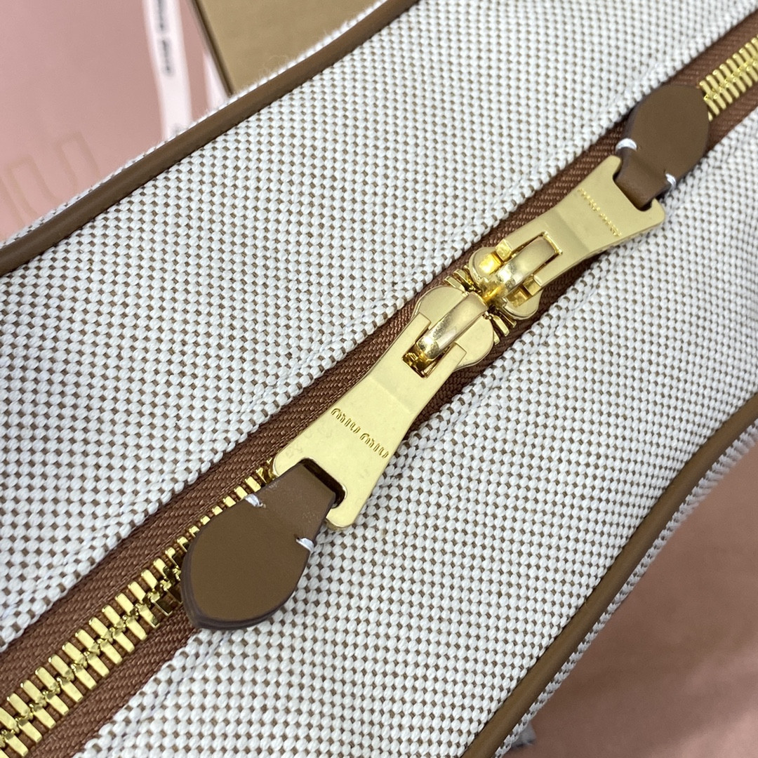 M1v M1v canvas beau bag 23x34x10cm