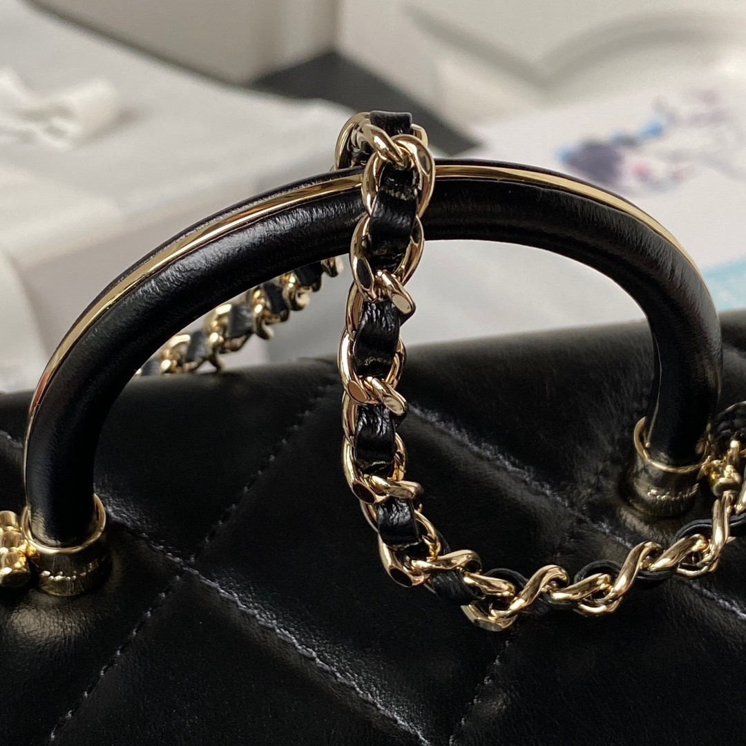Ch**el 23K WALLET ON CHAIN Handbag 13.5×19×8cm