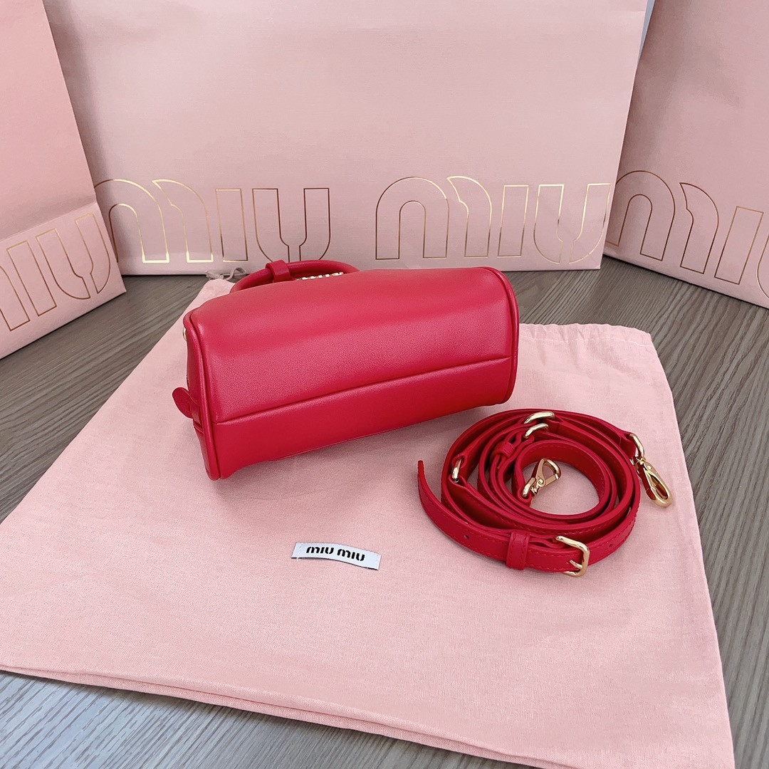M1v M1v dumpling bag 18x11.5x8cm