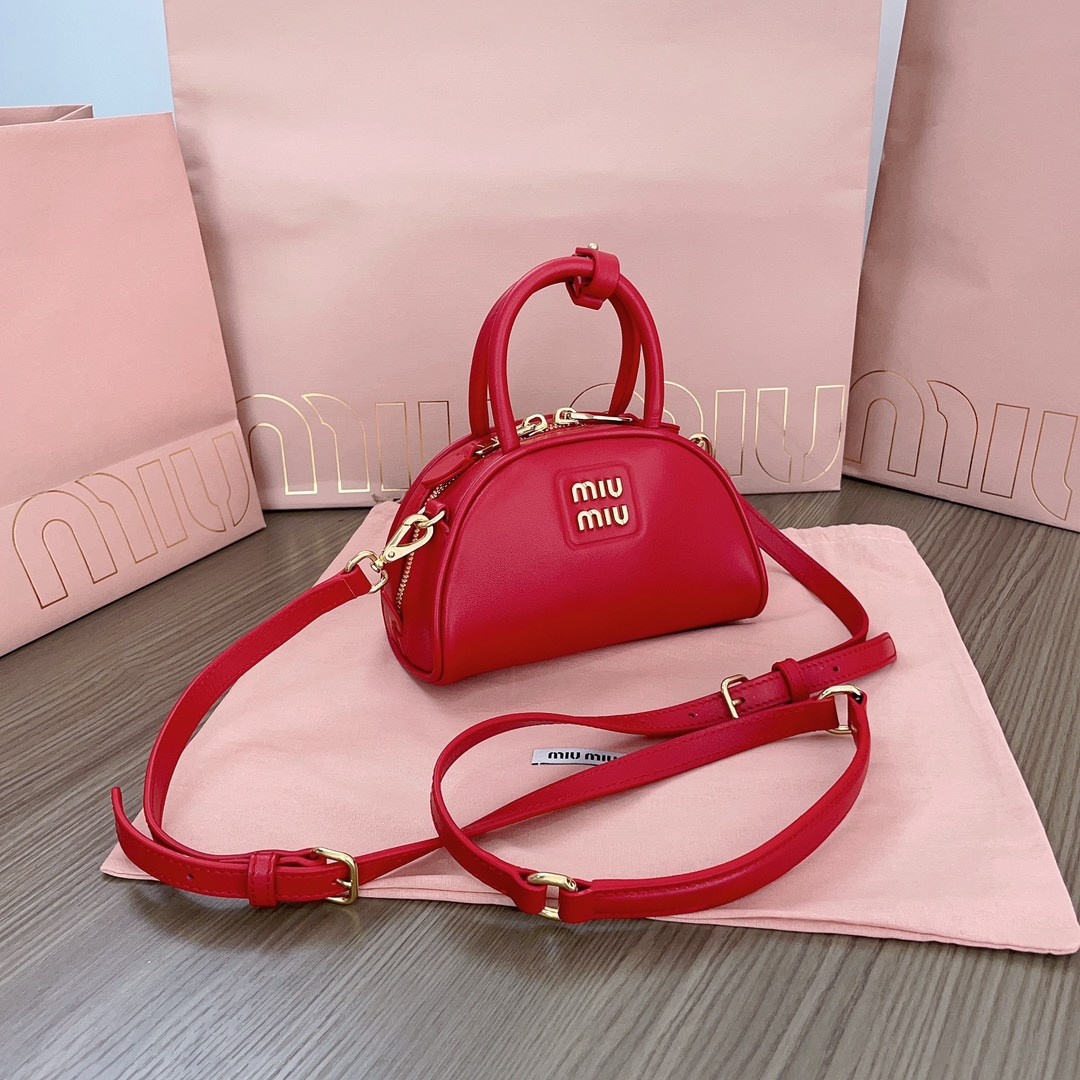 M1v M1v dumpling bag 18x11.5x8cm