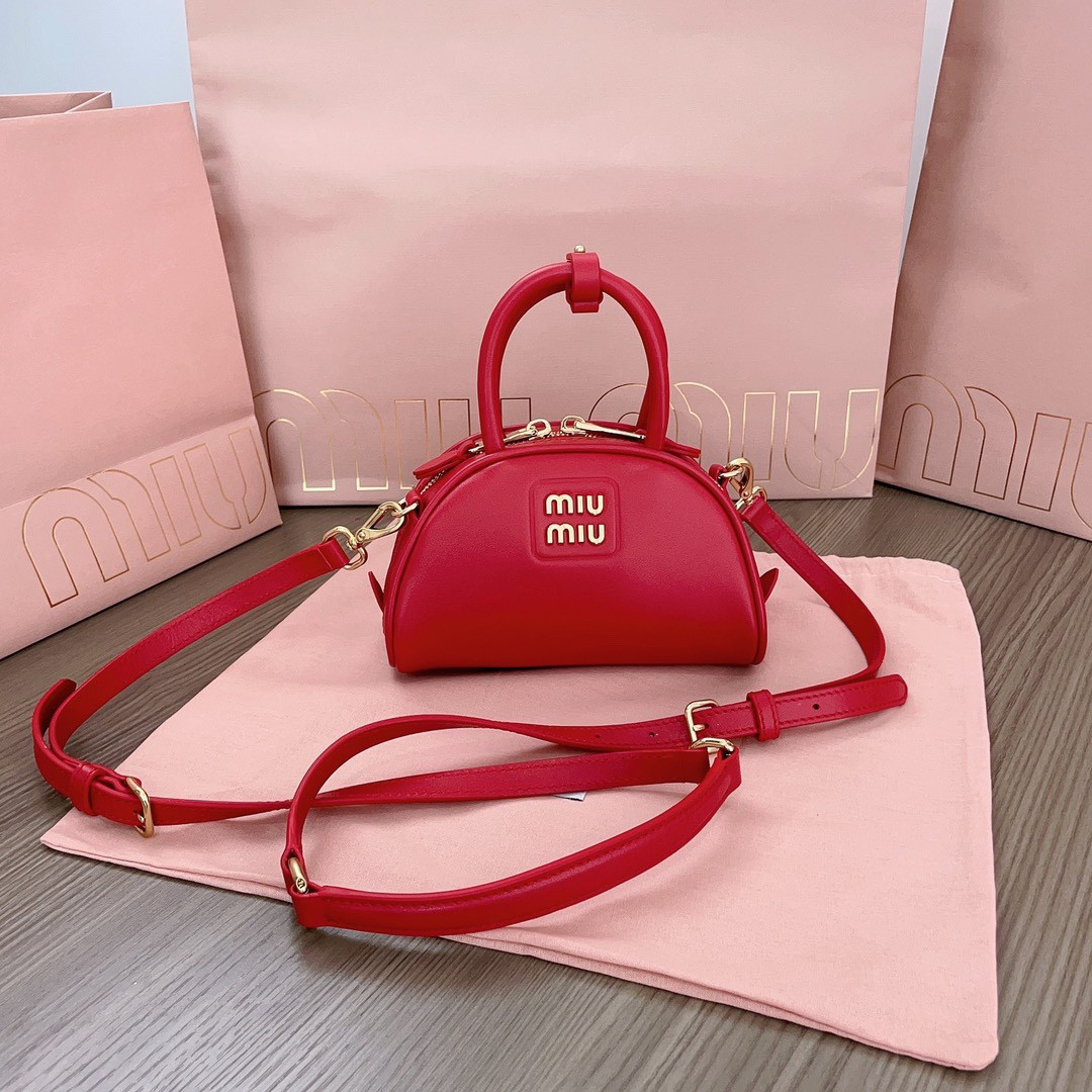 M1v M1v dumpling bag 18x11.5x8cm