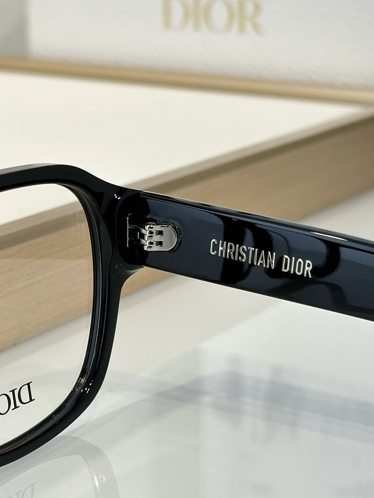D10r Glasses signafure N1U 55-17-140