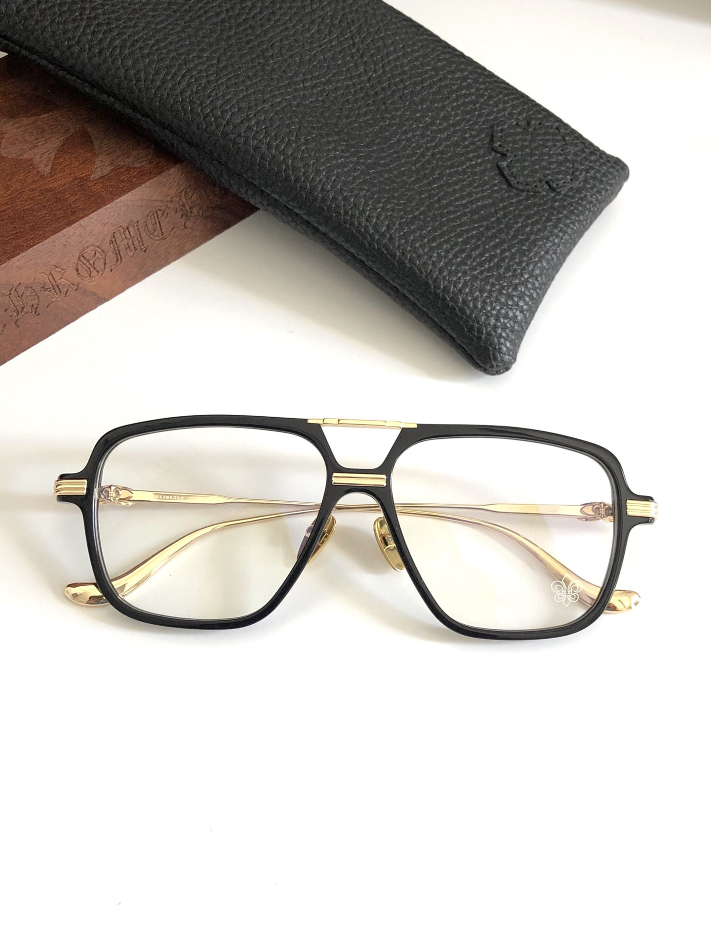 Ch*0me He**ts Glasses CH8182 57-15-148