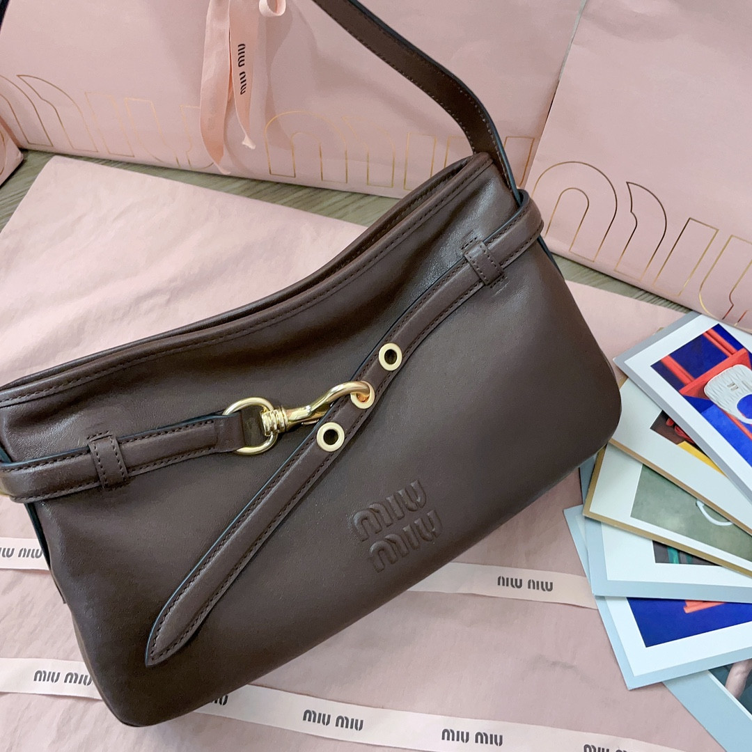 M1v M1v aventure nappa leather bag 5bc182 33x19x5cm