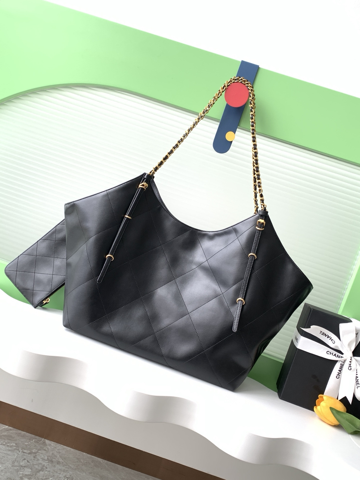 Ch**el Maxi Shopping Bag AS5463 36 x 59 x 13cm